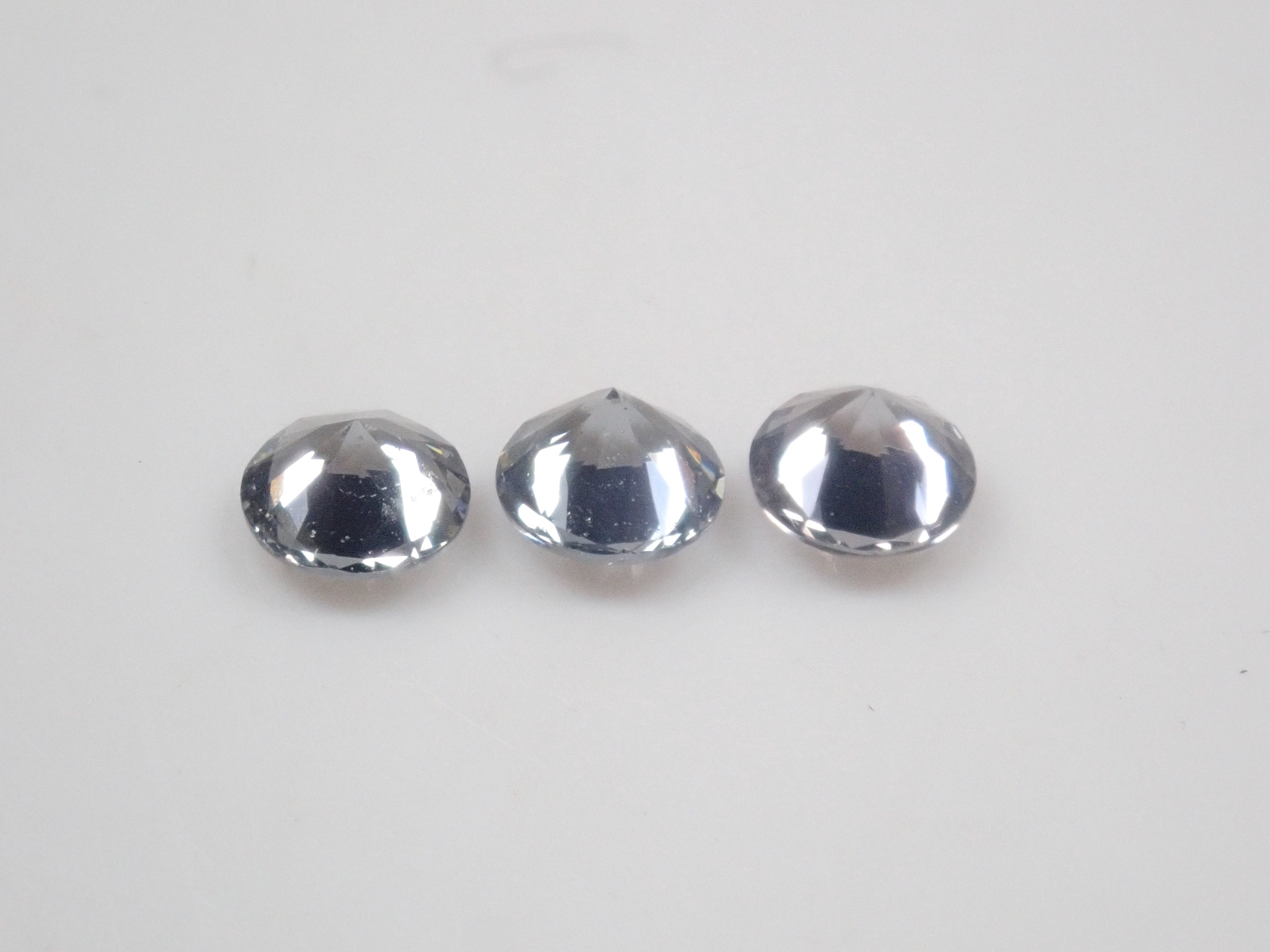 【10/12 22時販売】《限定3石》ミャンマー産グレースピネル・プラチナスピネル(4.0mm,ラウンドカット)1石ルース《複数購入割引有》