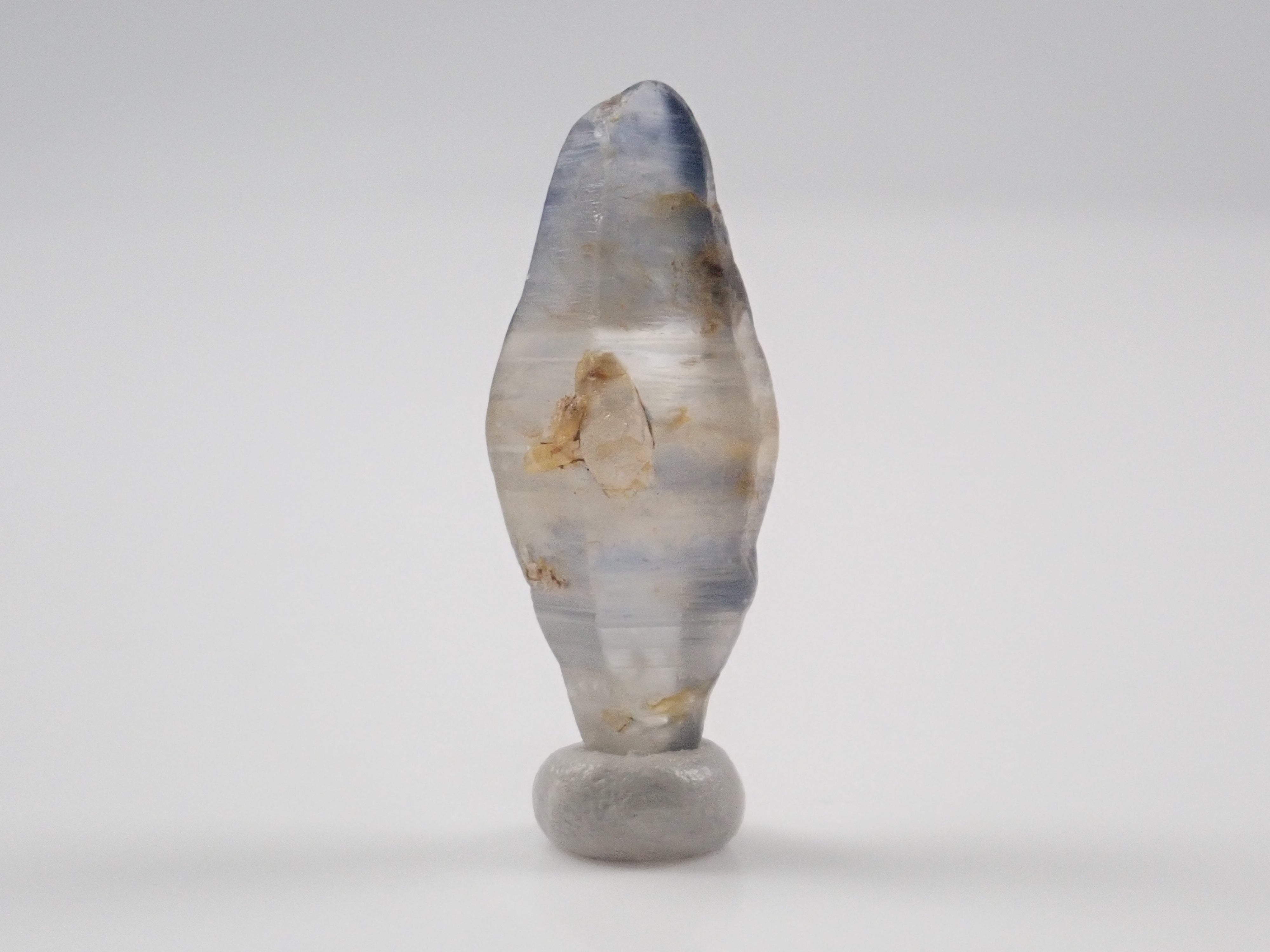 スリランカ産グラスボディ(サファイアクリスタル) 9.933ct原石