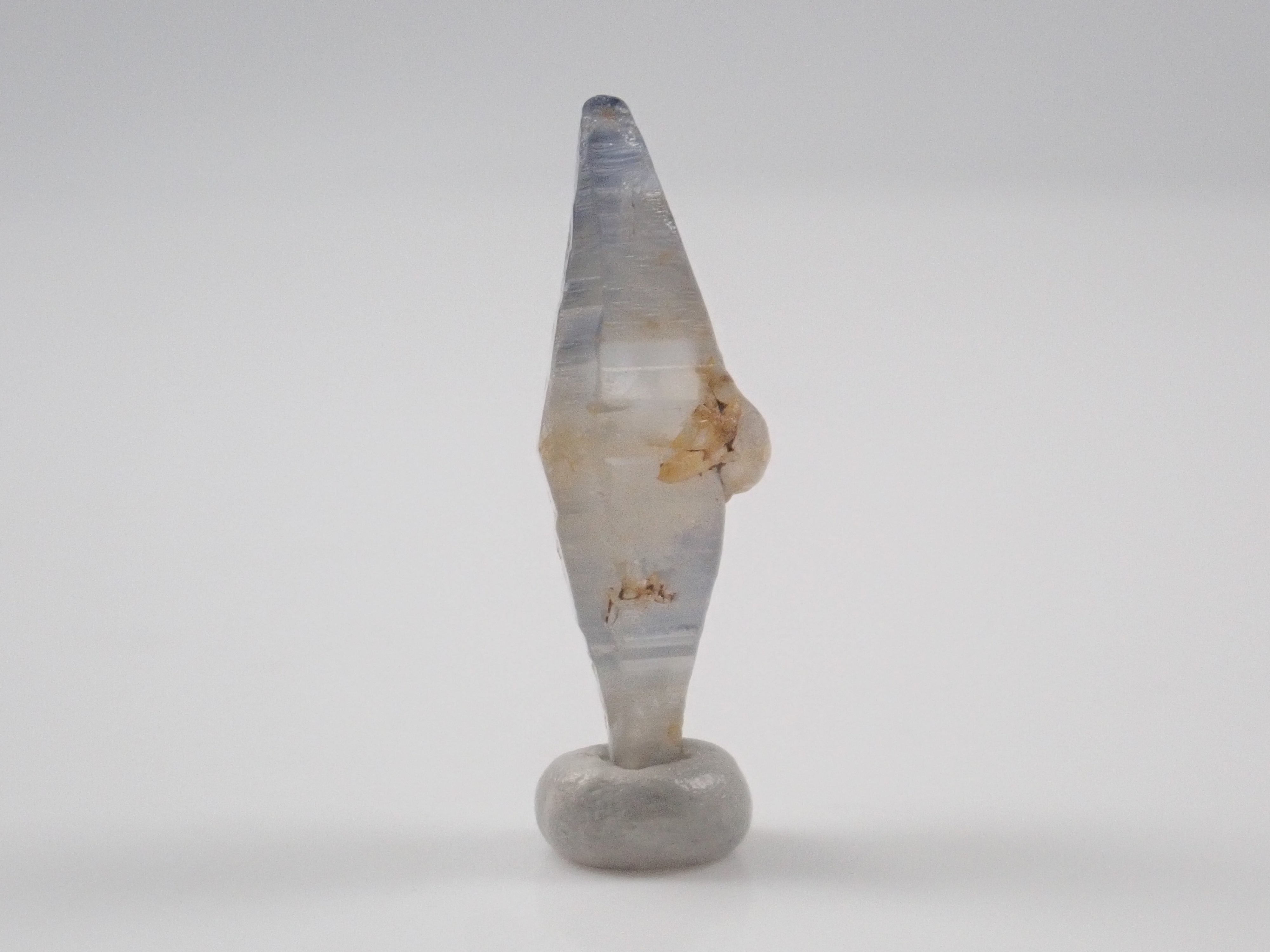 スリランカ産グラスボディ(サファイアクリスタル) 9.933ct原石