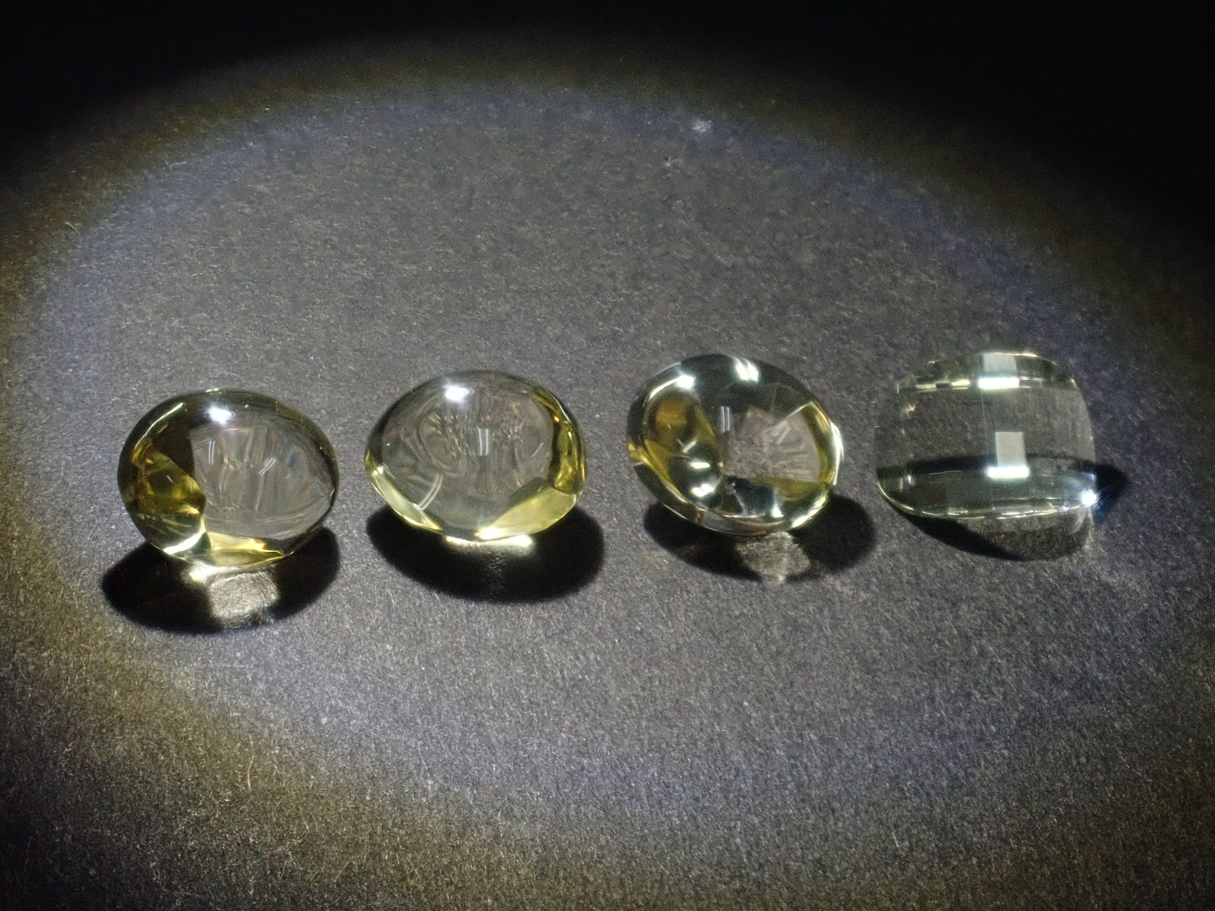 【2/1 22時販売】《限定15石》国内研磨職人ガチャ💎通常59,800円の甲州貴石切子バイカラーレモンクォーツ含む、シミズ貴石、山本武氏研磨《複数購入割引有》