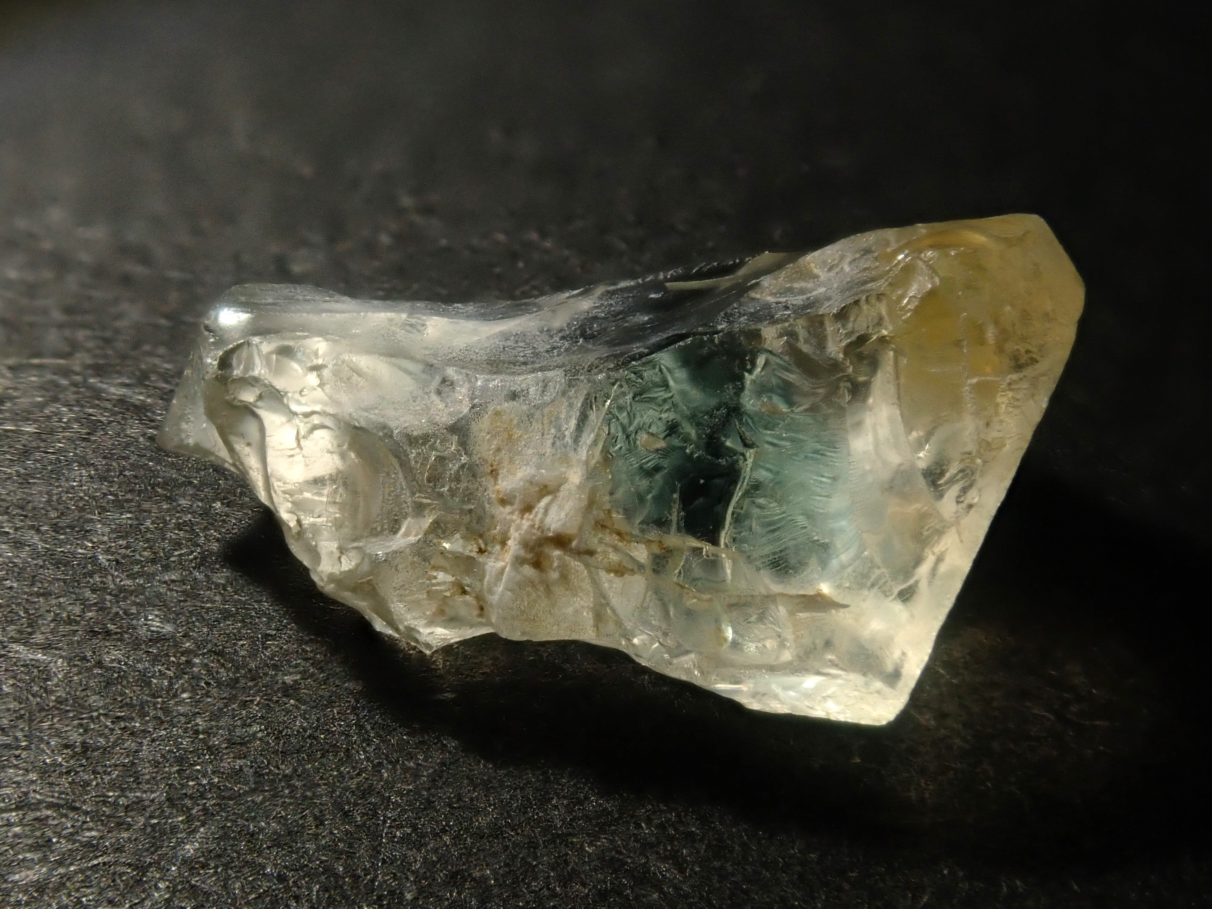 【限量15顆】美國綠色俄勒岡日光石原石💎平均1.5克拉【多買可優惠】
