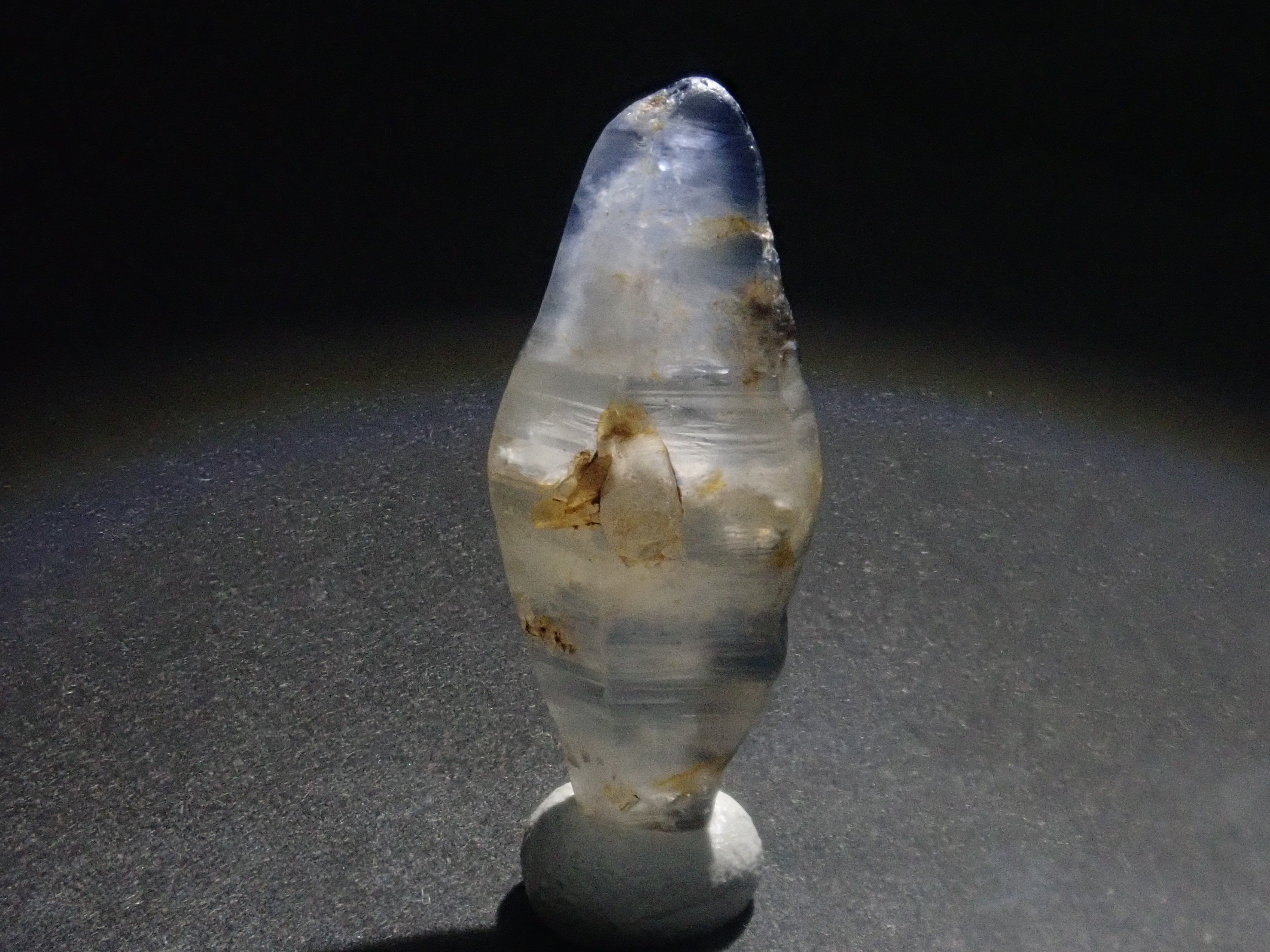 スリランカ産グラスボディ(サファイアクリスタル) 9.933ct原石