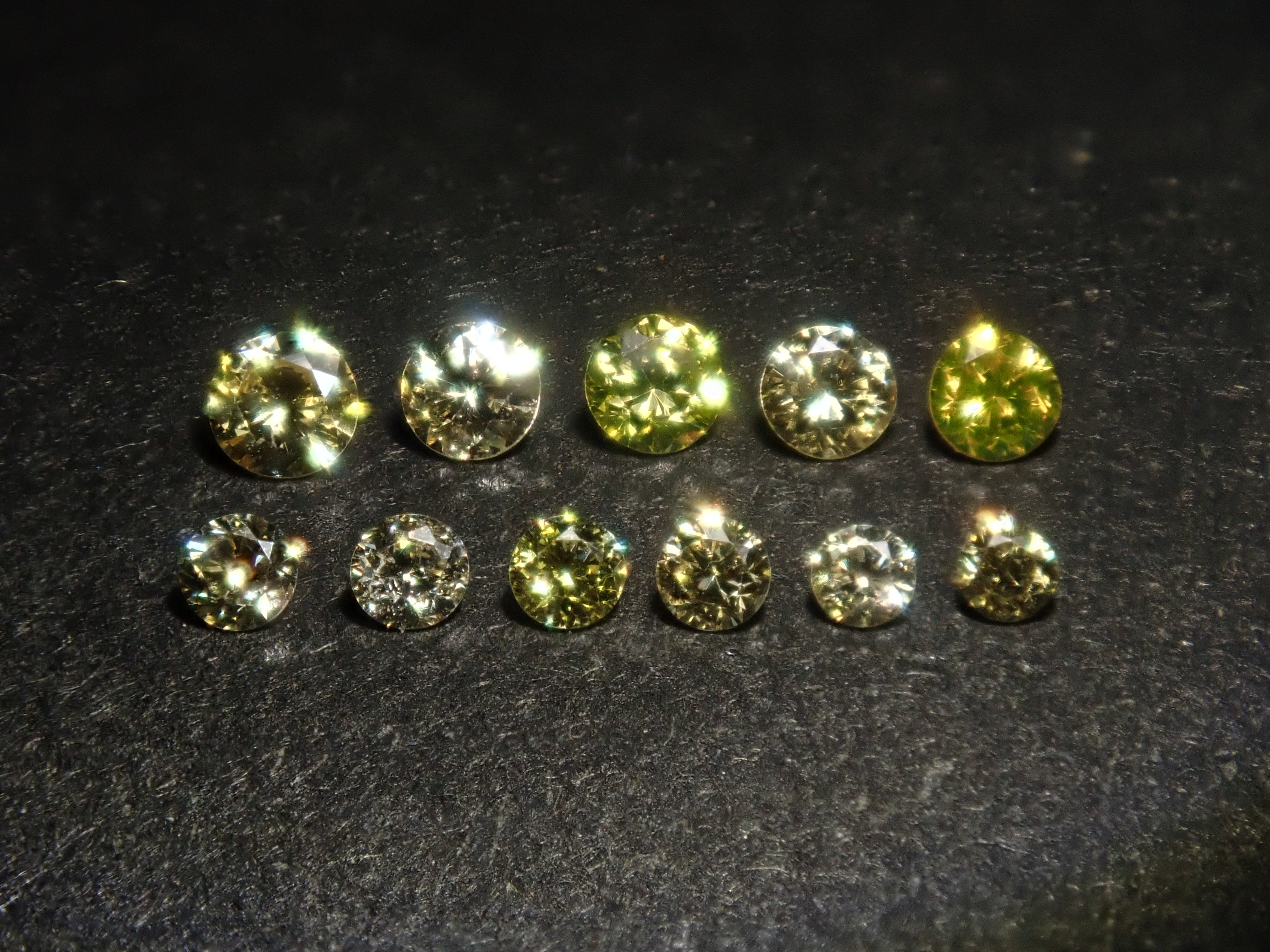 限量9組鑽石扭蛋💎黃鑽原石及散石2件組《多重購買可享折扣》