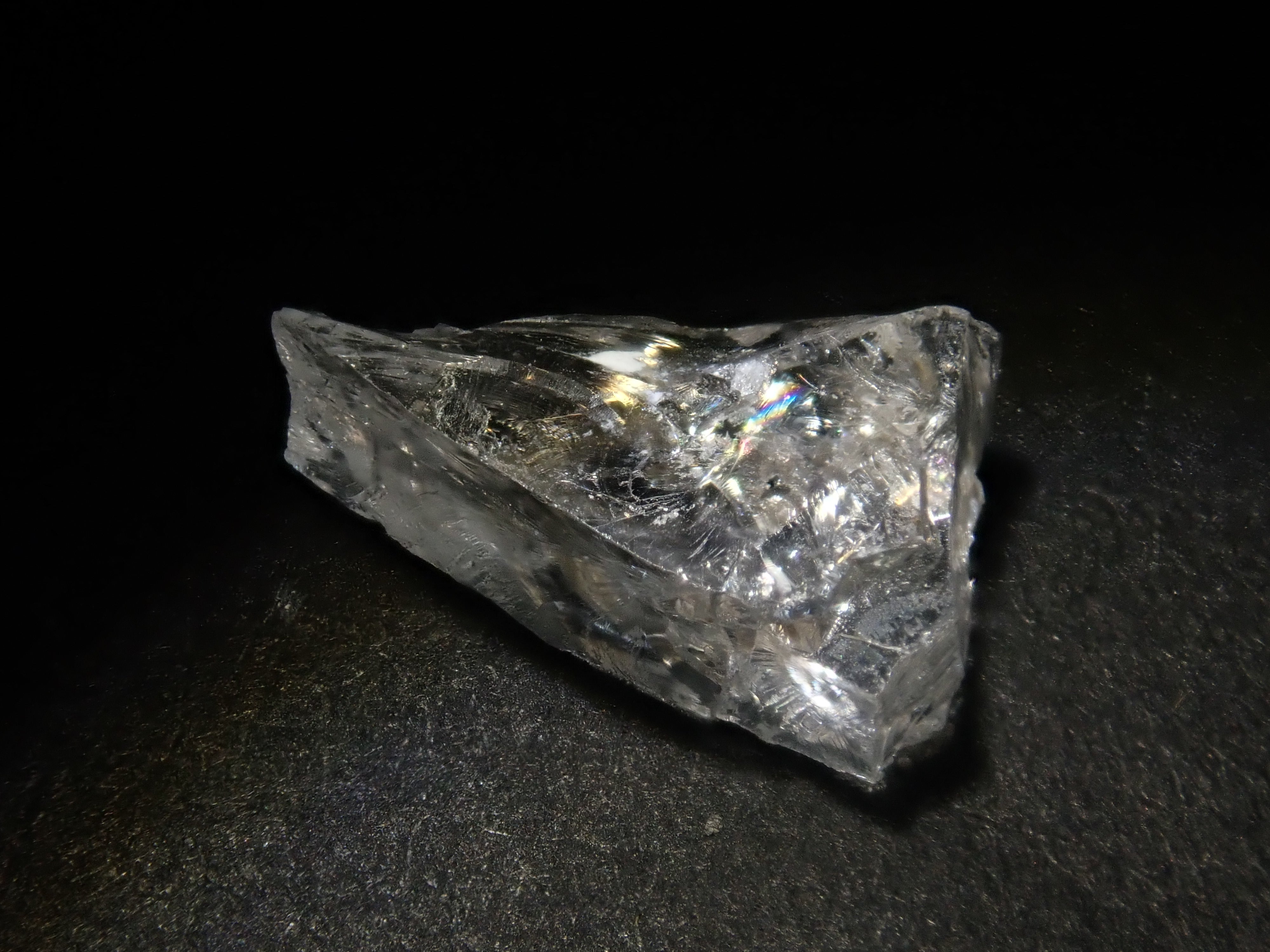 《限量18顆》俄羅斯凡納基石原石,平均2.7克拉1顆《可多次購買優惠》