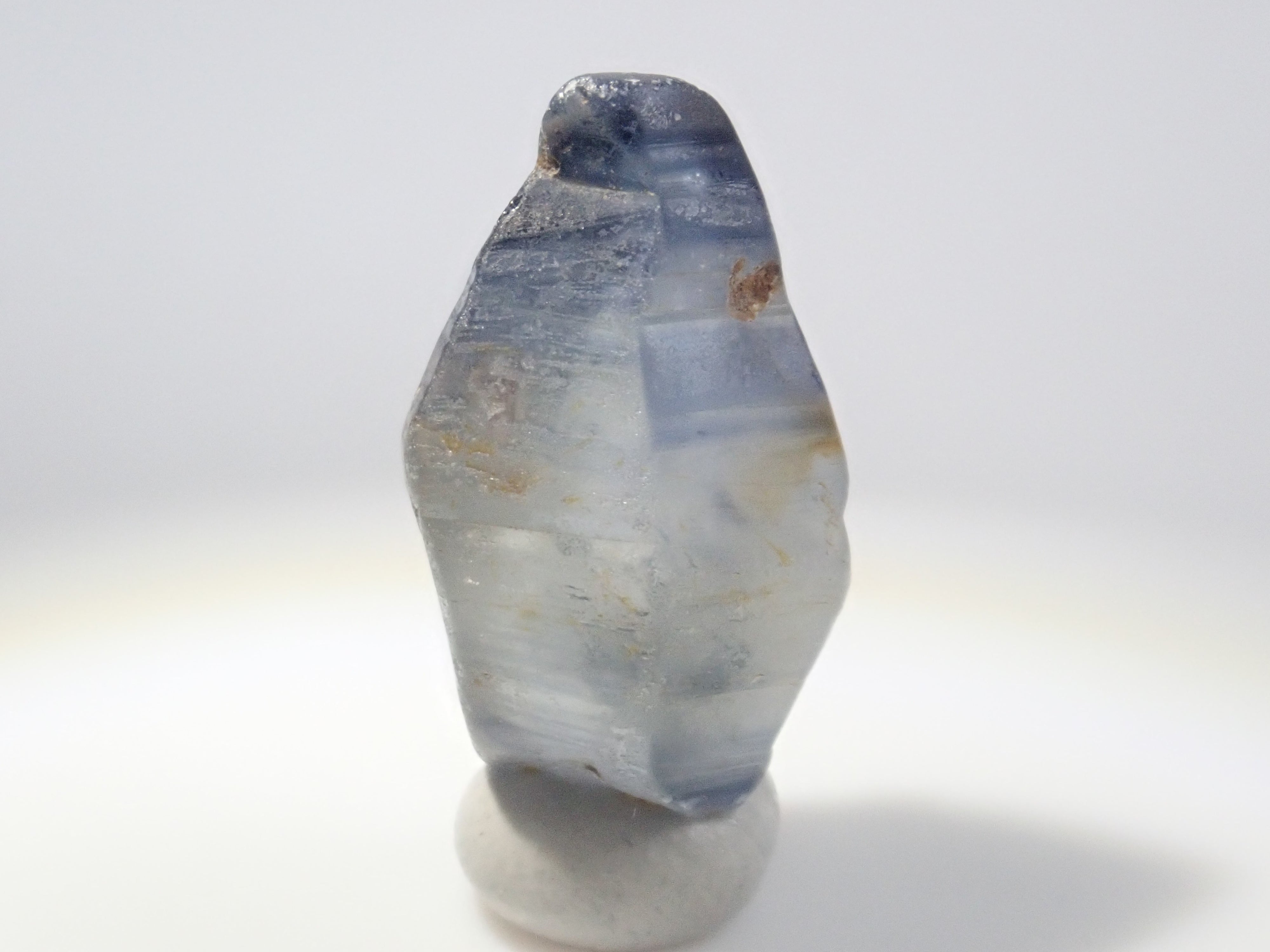 スリランカ産グラスボディ(サファイアクリスタル) 8.812ct原石