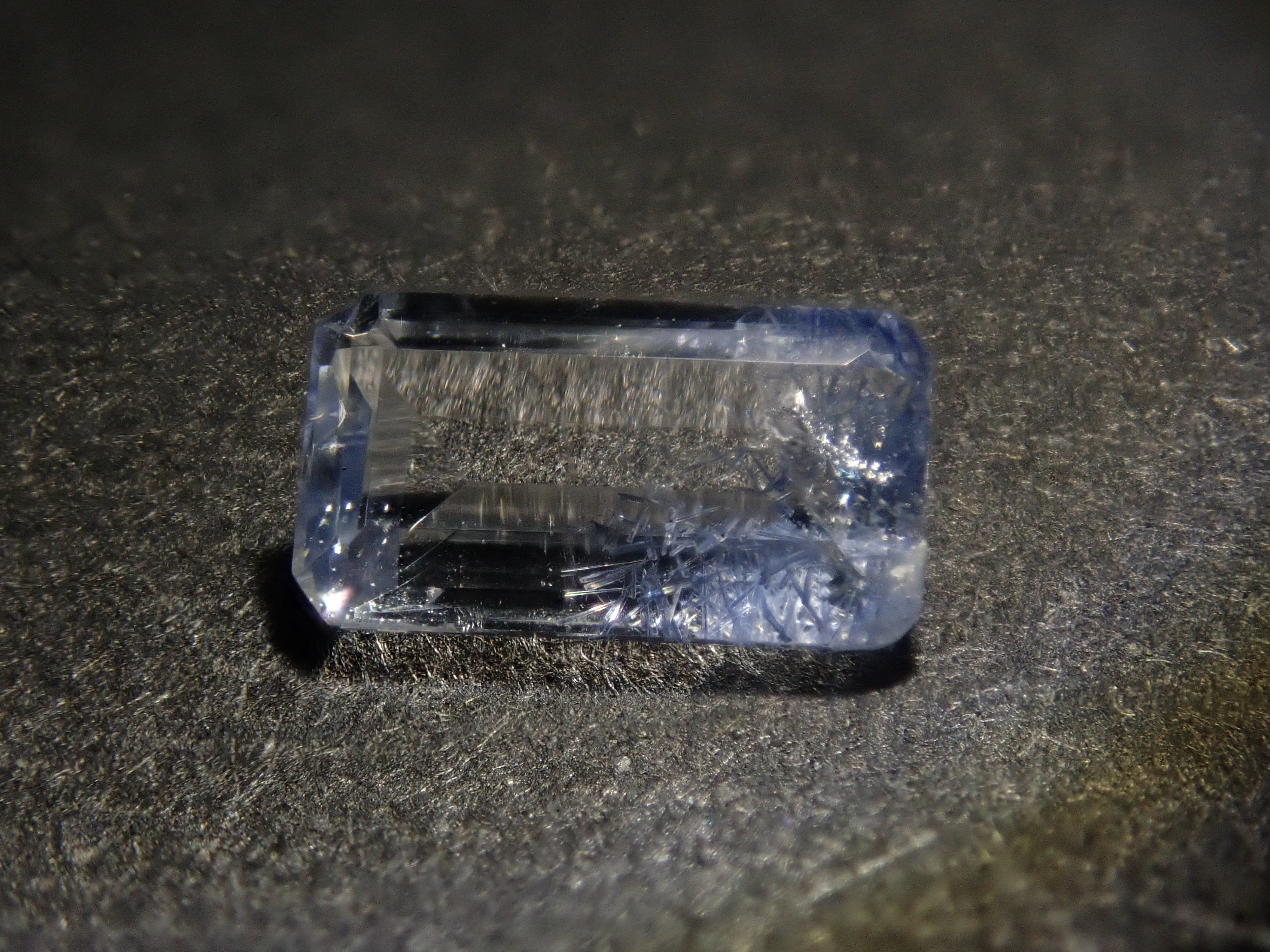 【2/23 22時販売】《限定12石》ツーソン新着の良質なブラジル産デュモルチェライトインクォーツ(ファセットカット)《複数購入割引有》