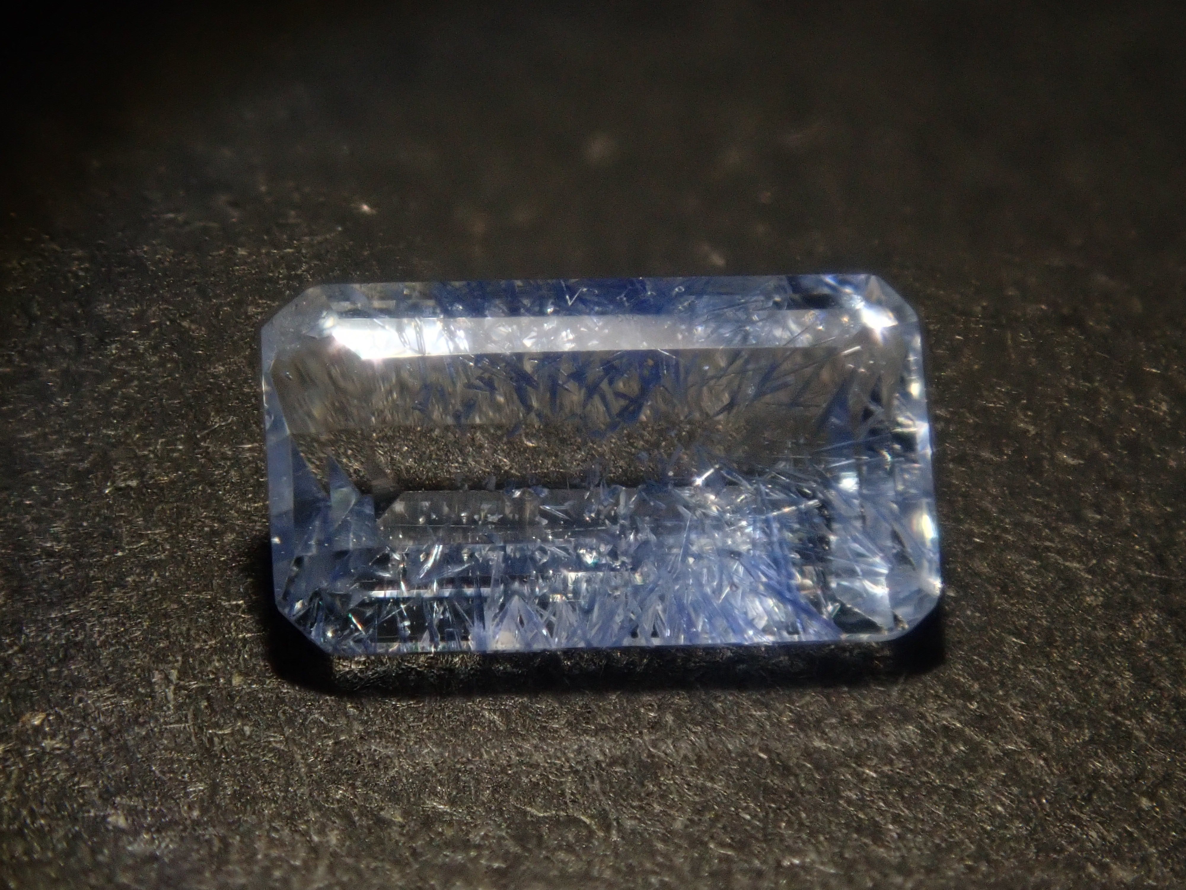 【2/23 22時販売】《限定12石》ツーソン新着の良質なブラジル産デュモルチェライトインクォーツ(ファセットカット)《複数購入割引有》