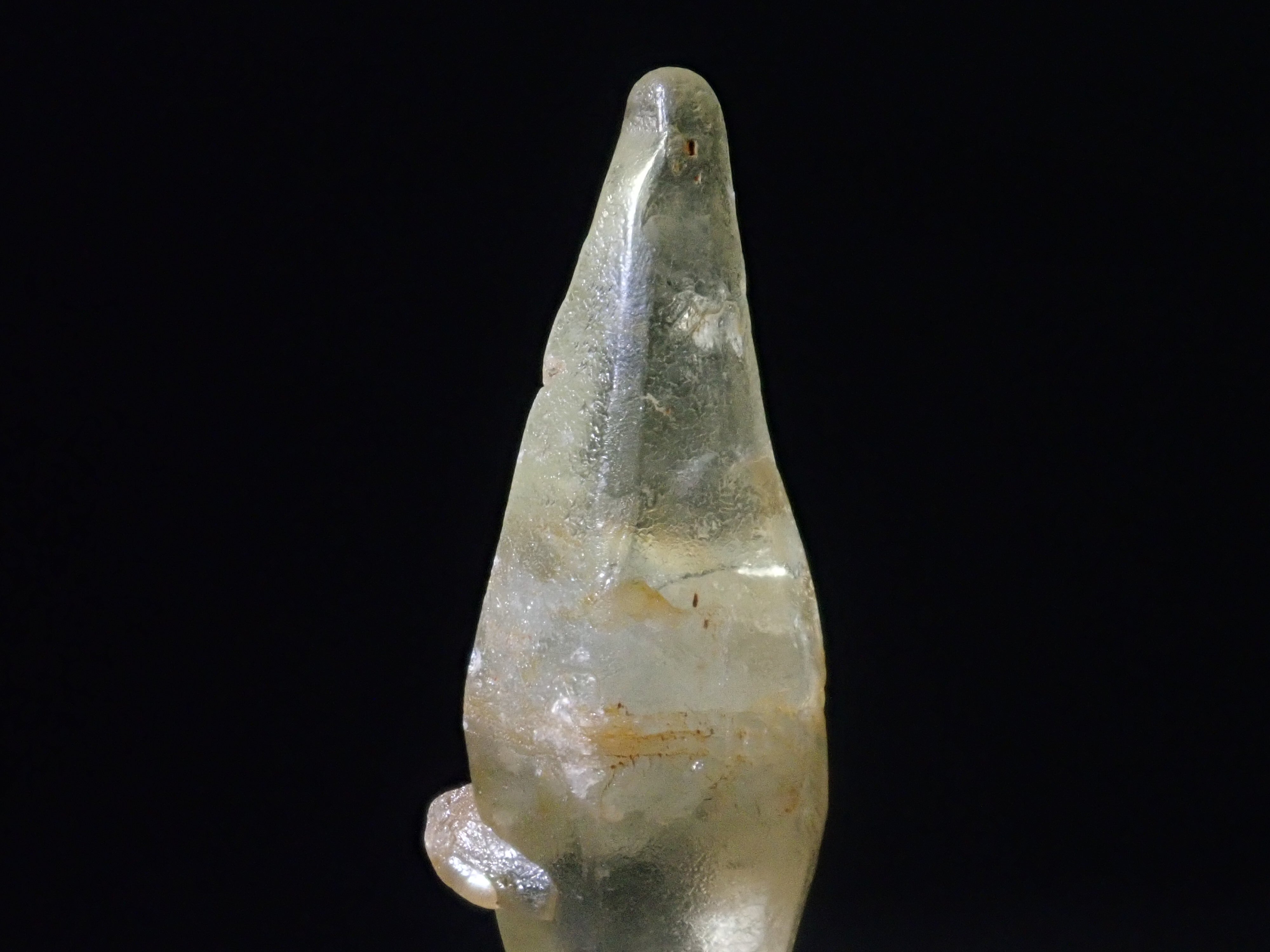 スリランカ産グラスボディ(サファイアクリスタル) 6.939ct原石