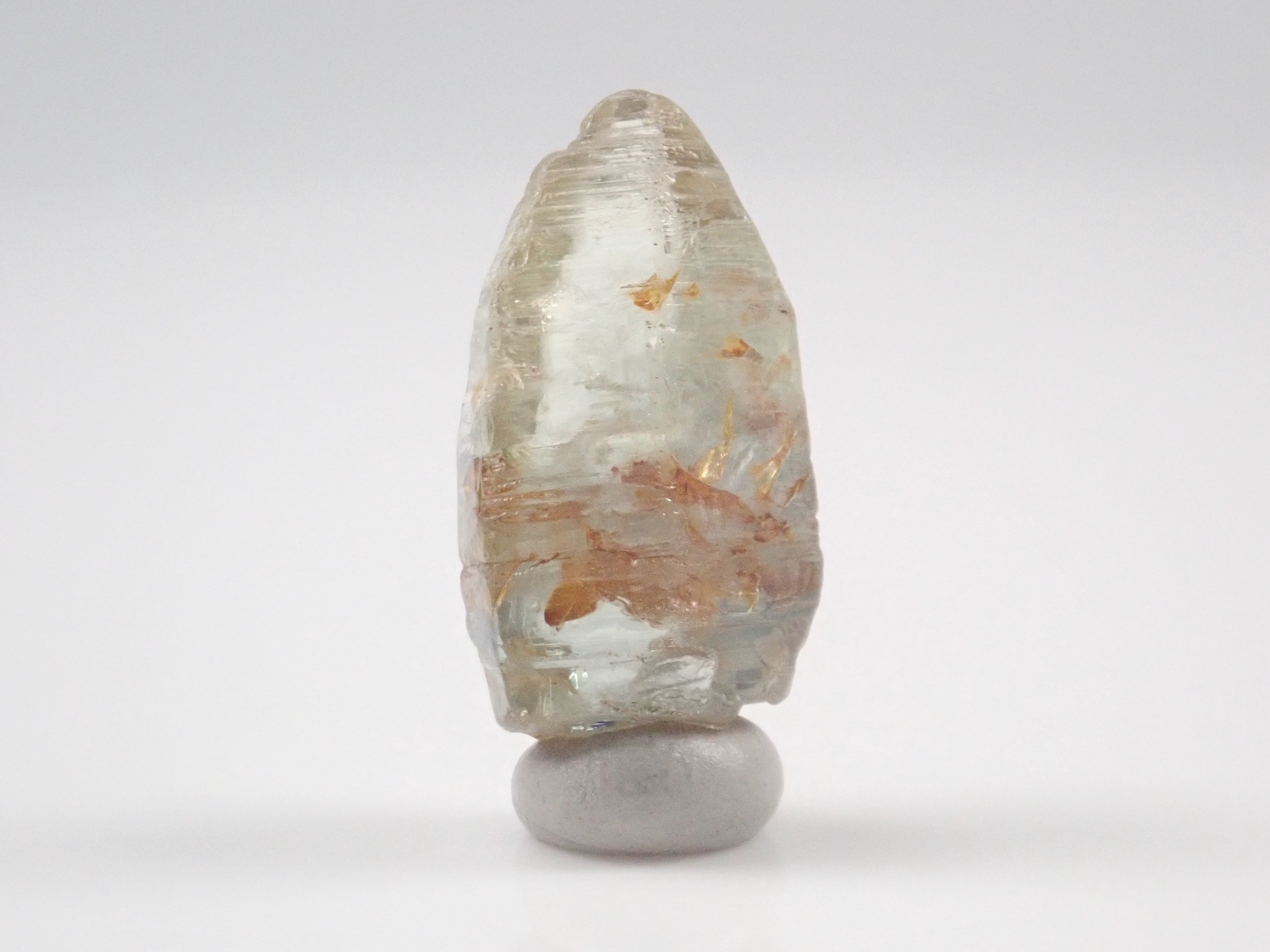 スリランカ産グラスボディ(サファイアクリスタル) 11.126ct原石