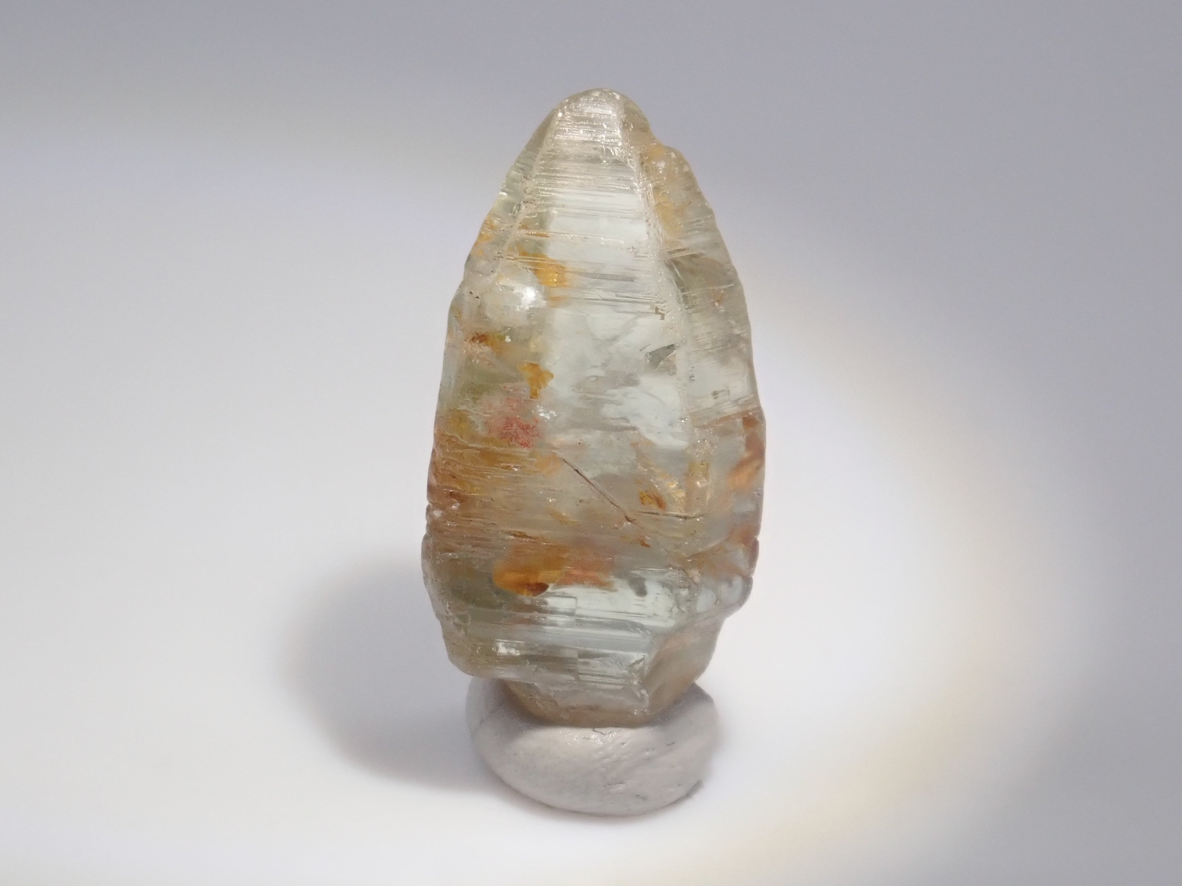 スリランカ産グラスボディ(サファイアクリスタル) 11.126ct原石