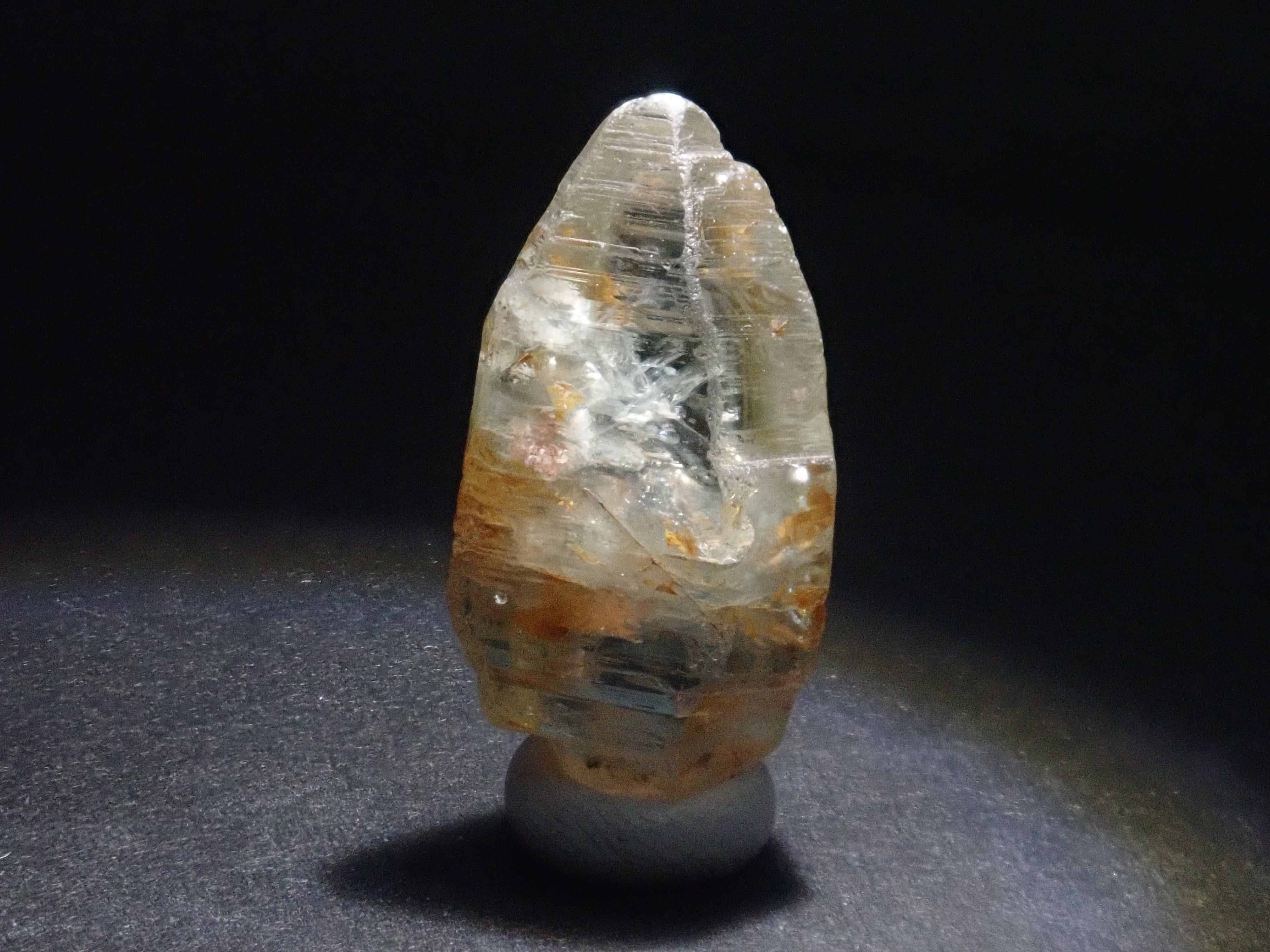 スリランカ産グラスボディ(サファイアクリスタル) 11.126ct原石