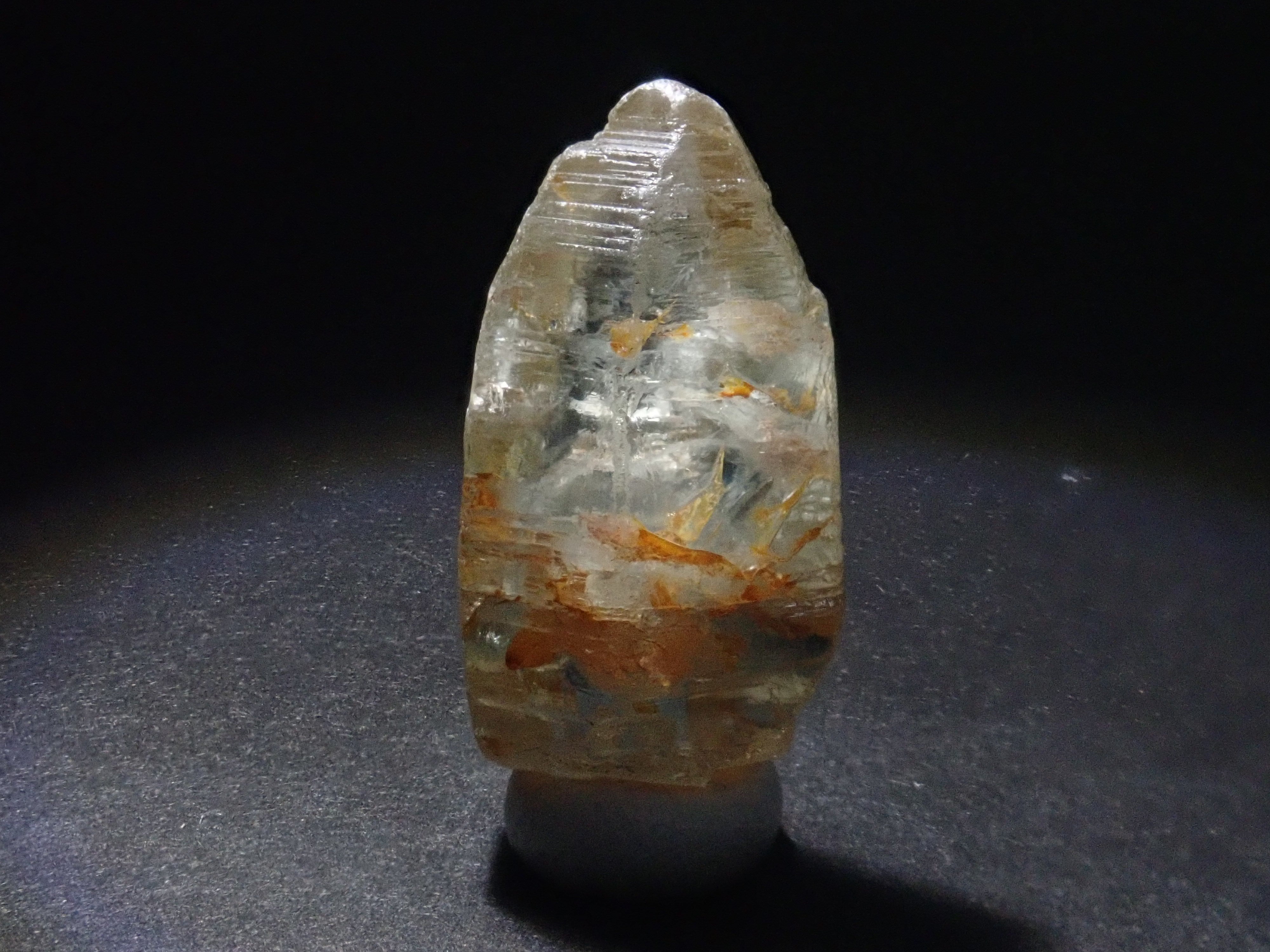 スリランカ産グラスボディ(サファイアクリスタル) 11.126ct原石