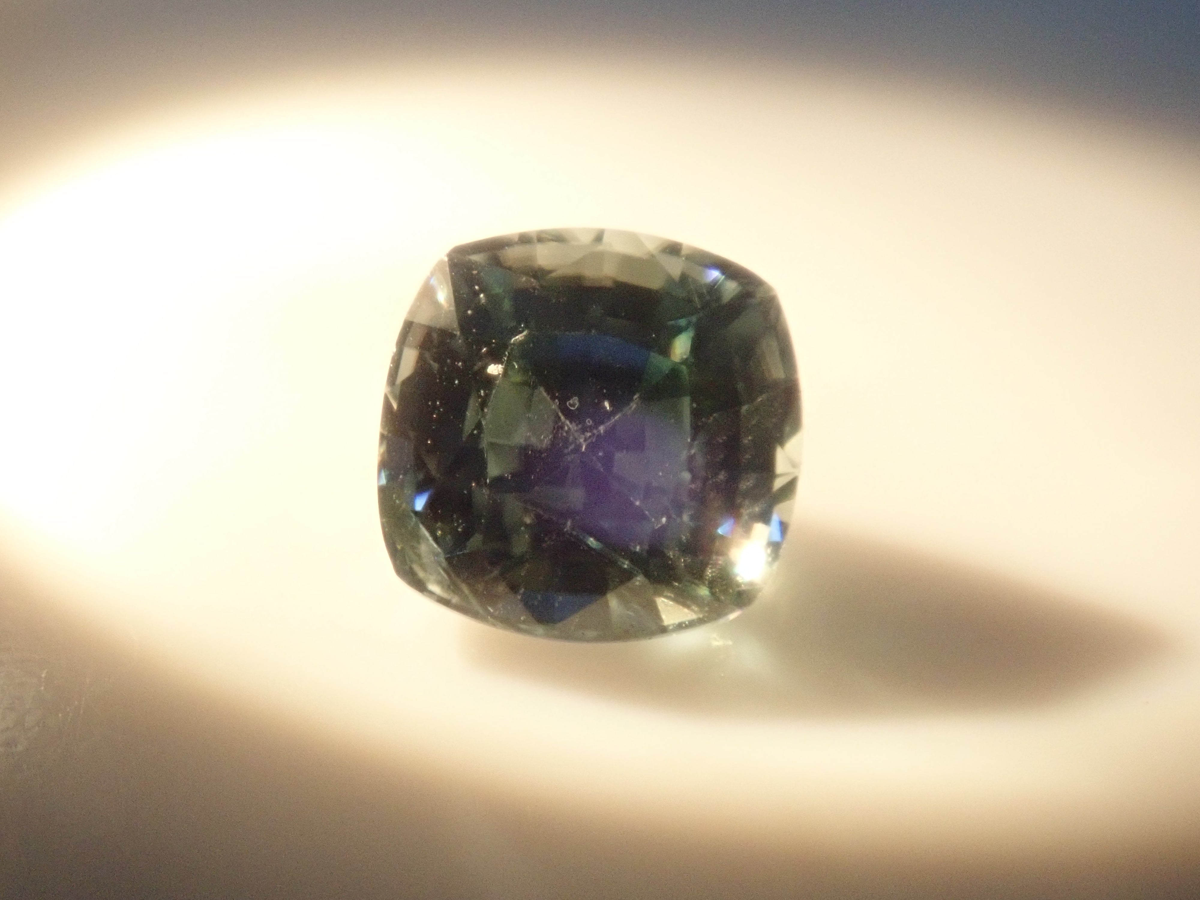 【10/17 22時販売】《残り僅か》カラーチェンジガチャ💎ミャンマー産カラーチェンジジルコン、カラーシフトサファイア、カラーシフトコバルトスピネルなど《複数購入割引有》