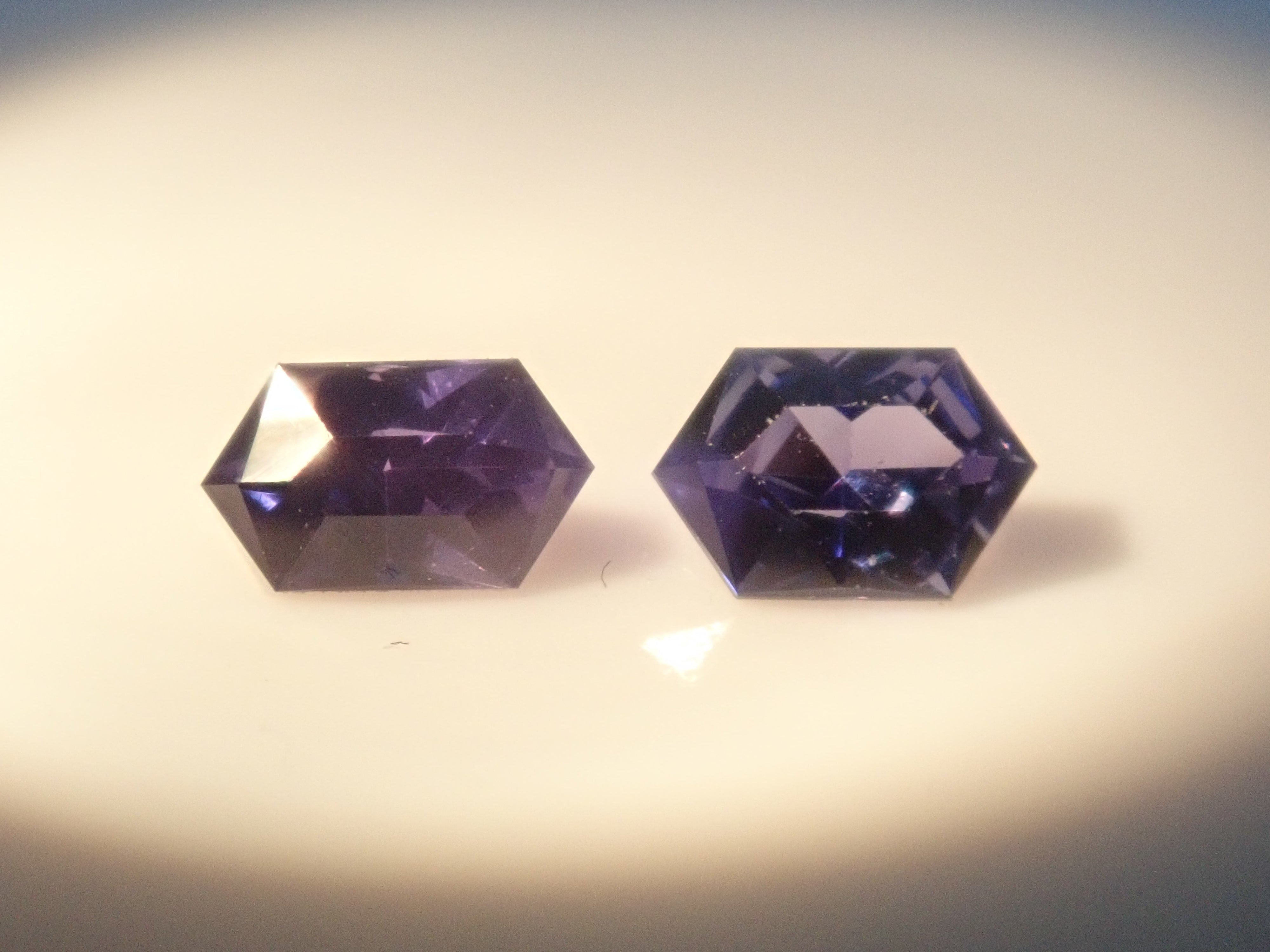 【10/17 22時販売】《残り僅か》カラーチェンジガチャ💎ミャンマー産カラーチェンジジルコン、カラーシフトサファイア、カラーシフトコバルトスピネルなど《複数購入割引有》