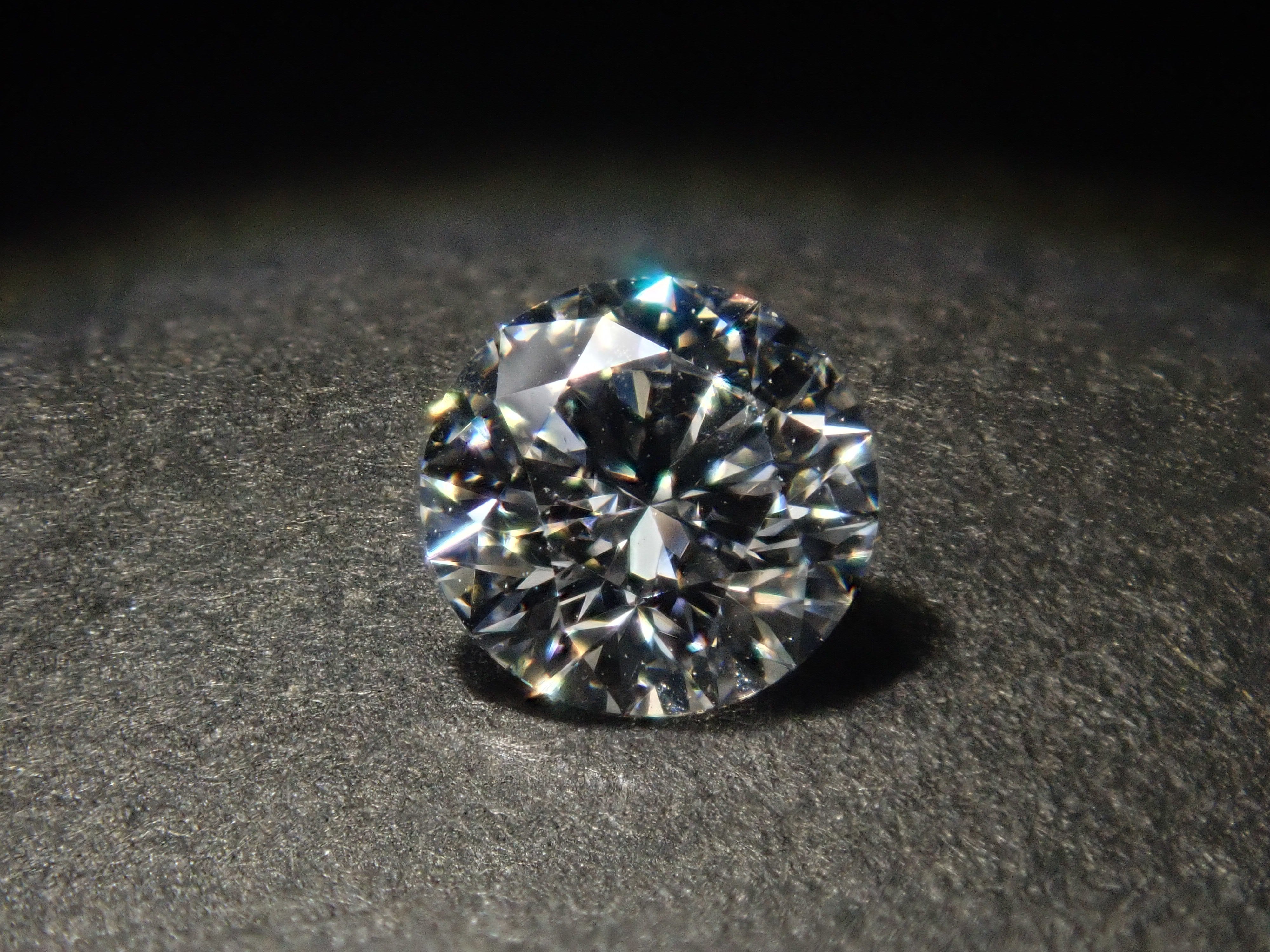 【32501759掲載】ラボグロウンダイヤモンド(合成ダイヤモンド) 0.310ctルース(D, IF, IDEAL)