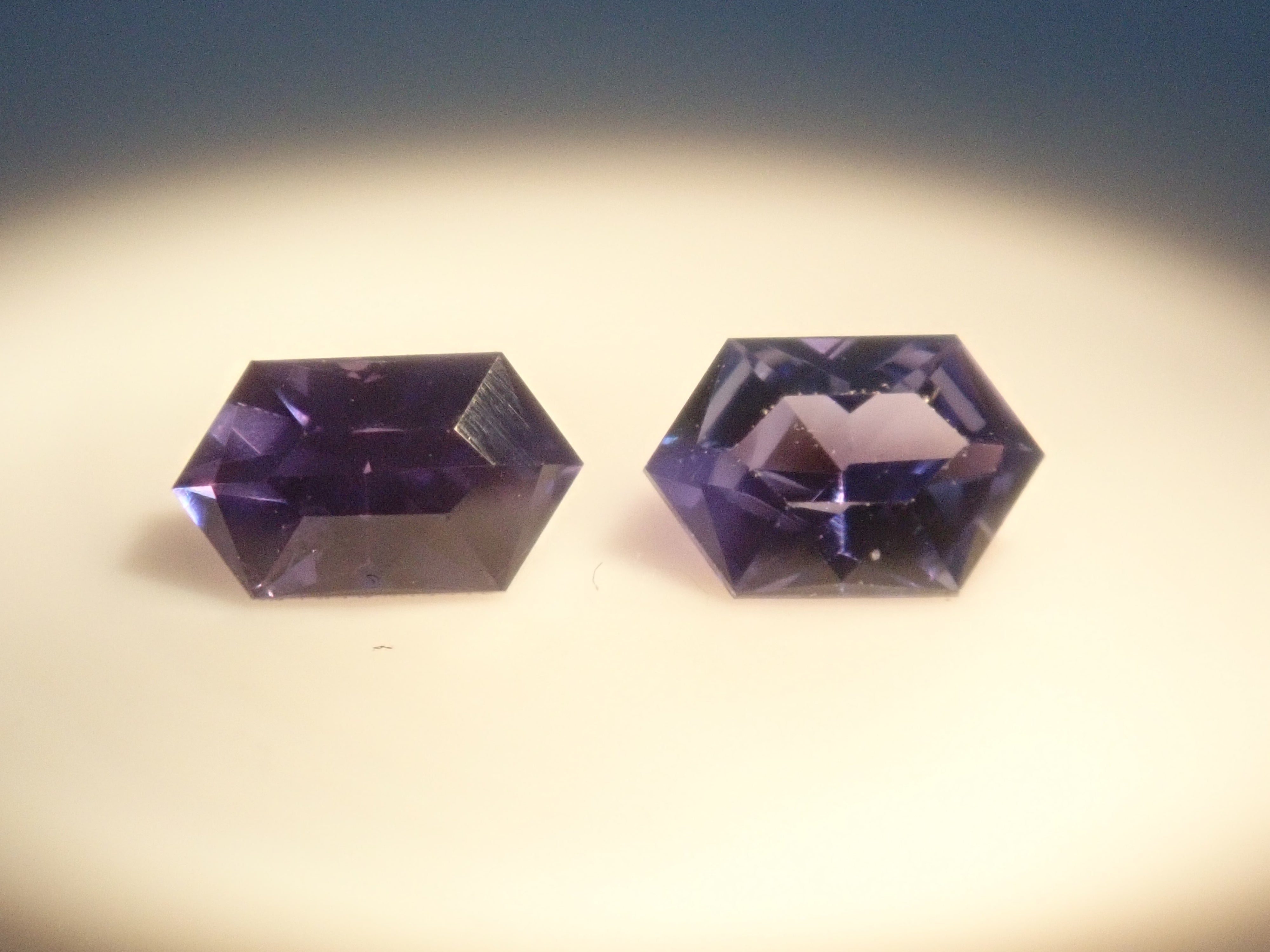 【10/17 22時販売】《残り僅か》カラーチェンジガチャ💎ミャンマー産カラーチェンジジルコン、カラーシフトサファイア、カラーシフトコバルトスピネルなど《複数購入割引有》