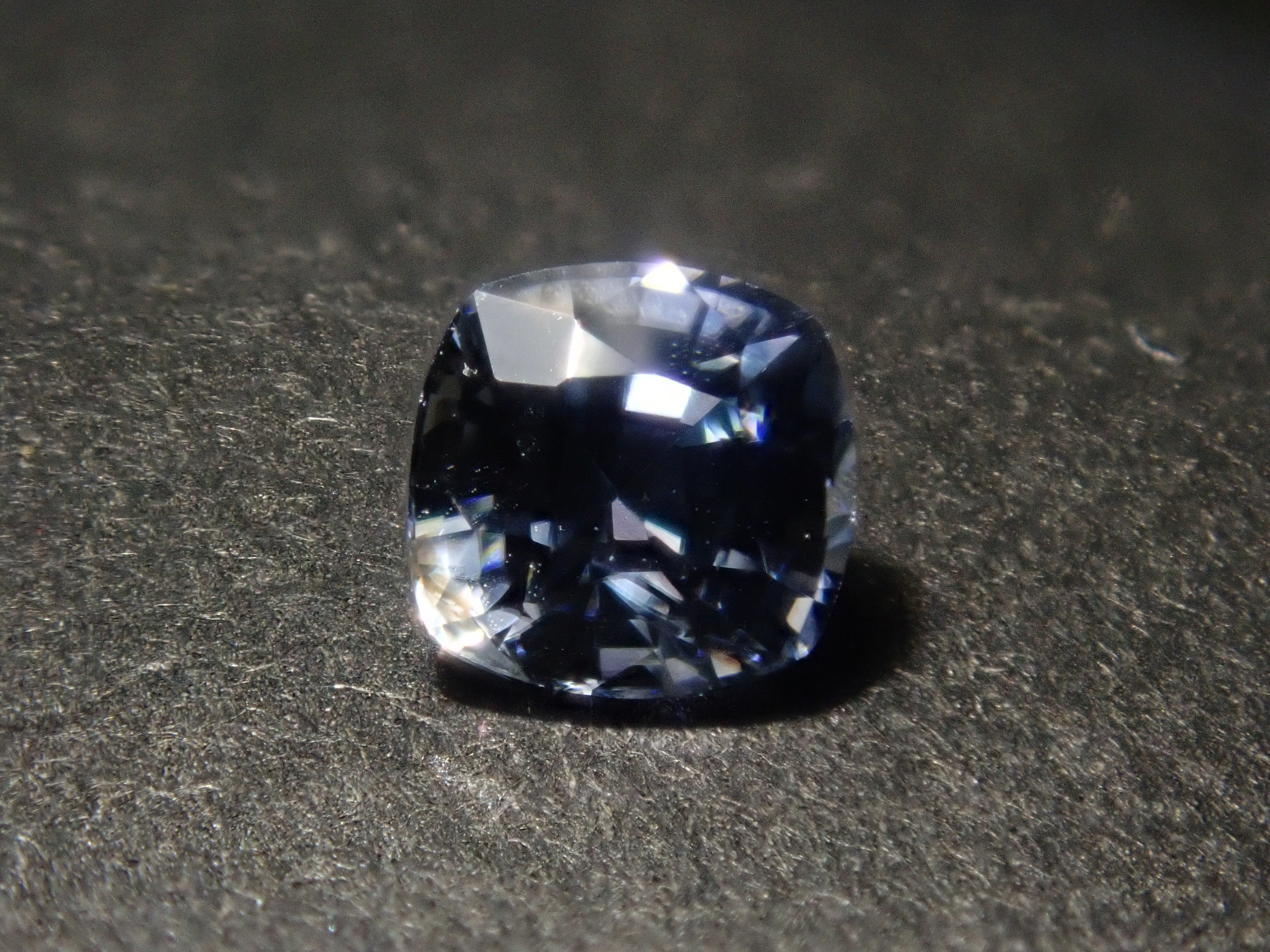 【10/17 22時販売】《残り僅か》カラーチェンジガチャ💎ミャンマー産カラーチェンジジルコン、カラーシフトサファイア、カラーシフトコバルトスピネルなど《複数購入割引有》