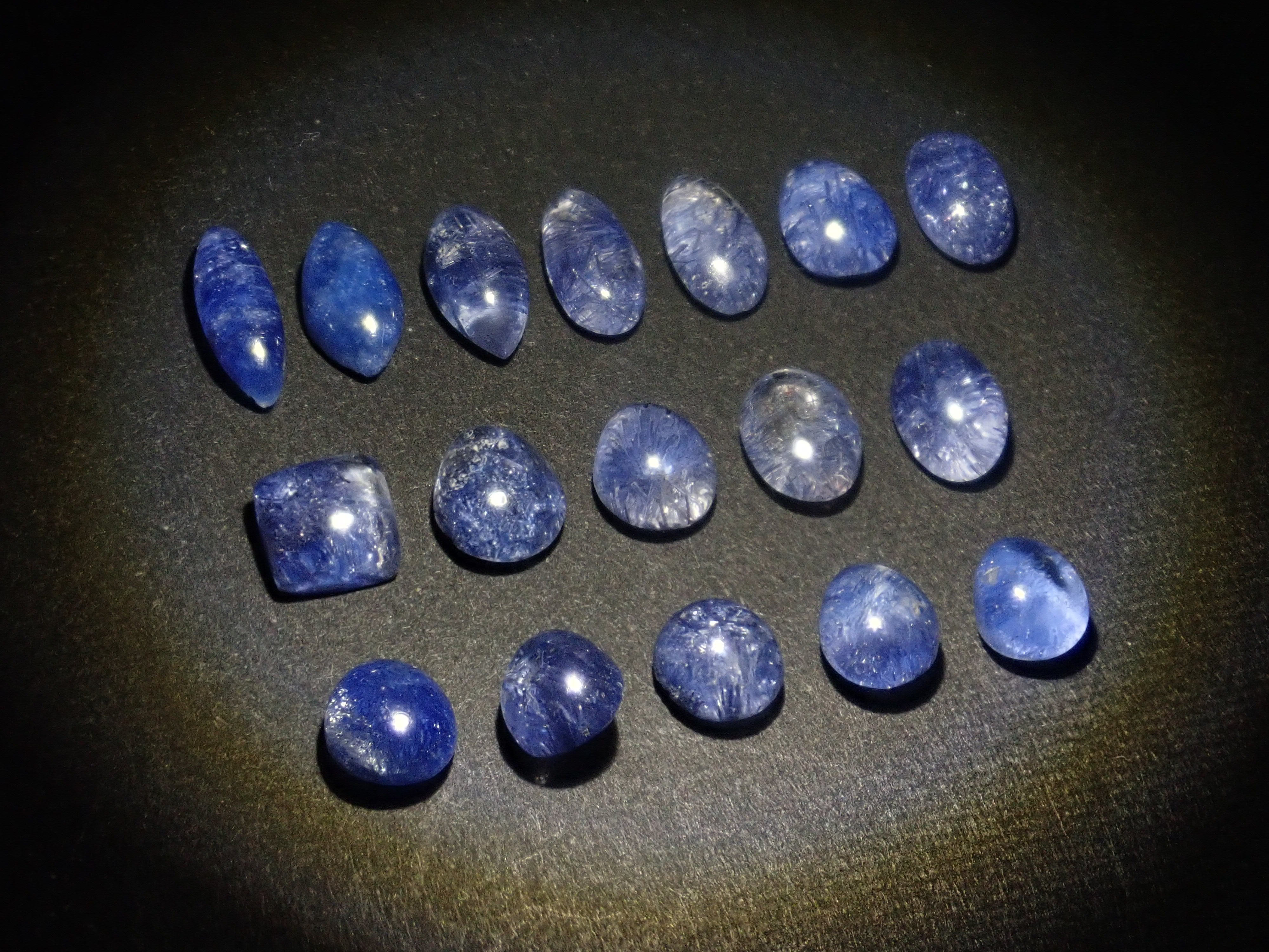 【3月8日晚間10點開始販售】【圖森新品到貨 - 限量17顆】高品質巴西杜莫特石石英,透明度極佳【多件購買享折扣】