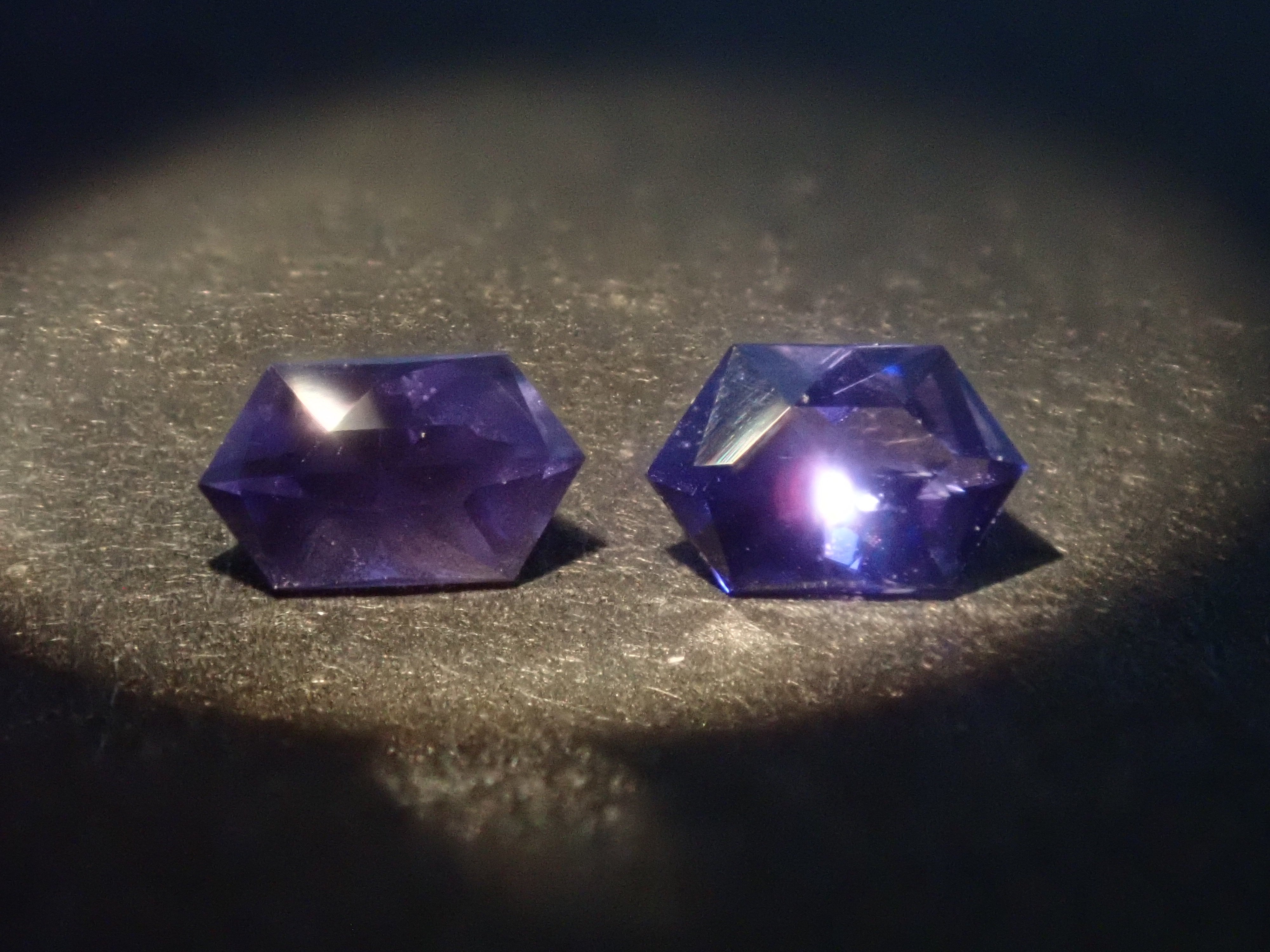 【10/17 22時販売】《残り僅か》カラーチェンジガチャ💎ミャンマー産カラーチェンジジルコン、カラーシフトサファイア、カラーシフトコバルトスピネルなど《複数購入割引有》