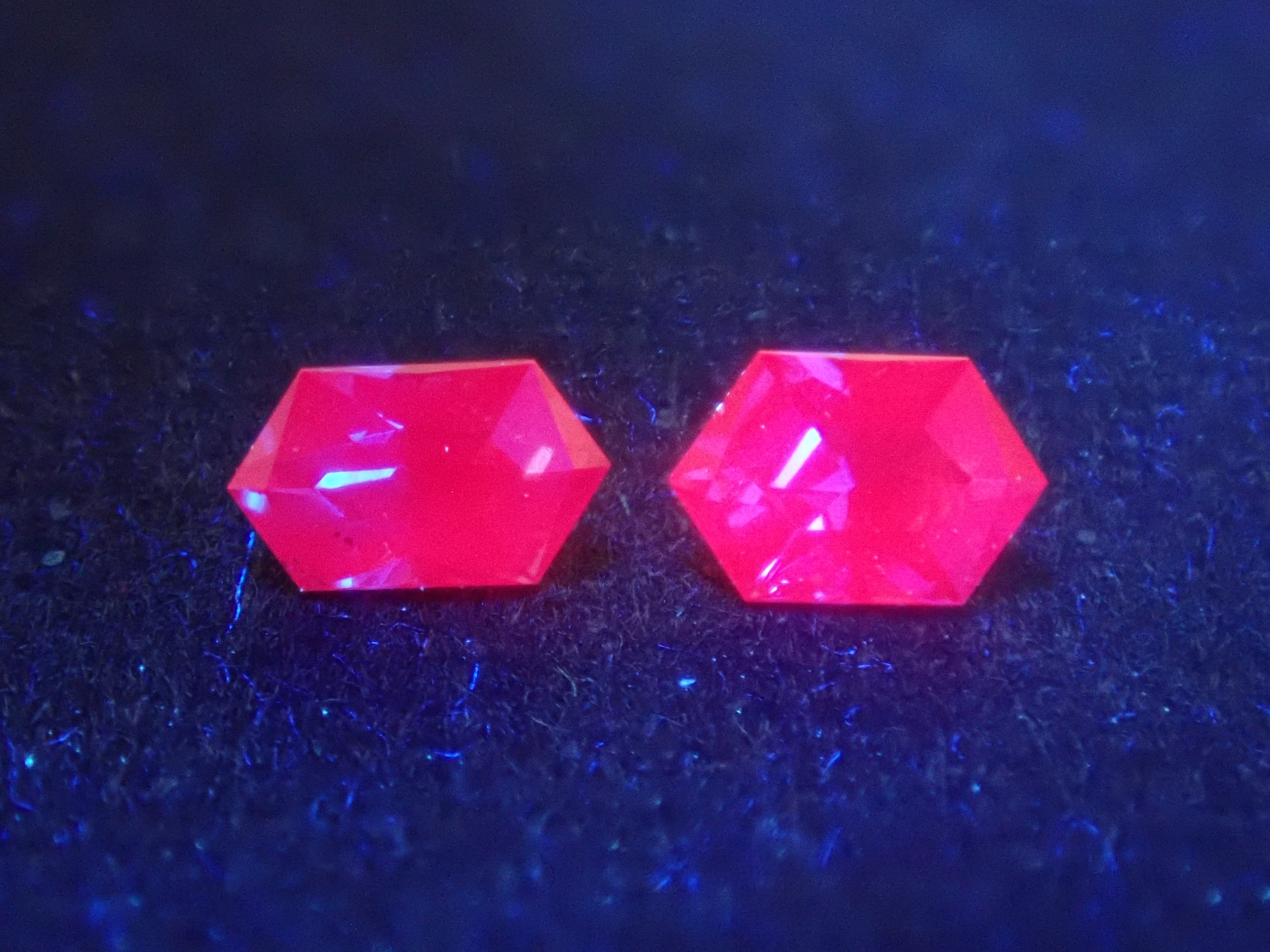 【10/17 22時販売】《残り僅か》カラーチェンジガチャ💎ミャンマー産カラーチェンジジルコン、カラーシフトサファイア、カラーシフトコバルトスピネルなど《複数購入割引有》