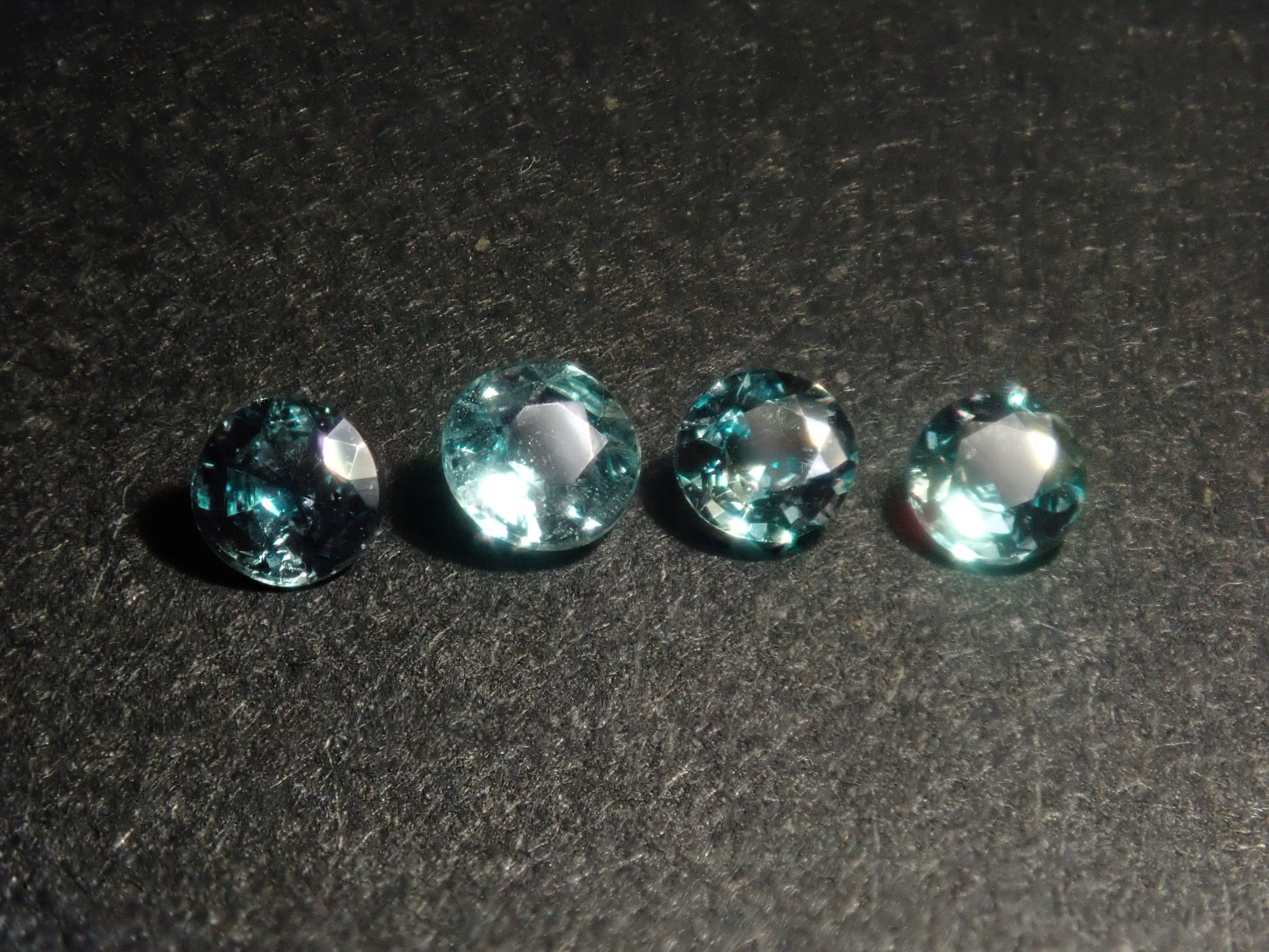 【10/17 22時販売】《残り僅か》カラーチェンジガチャ💎ミャンマー産カラーチェンジジルコン、カラーシフトサファイア、カラーシフトコバルトスピネルなど《複数購入割引有》