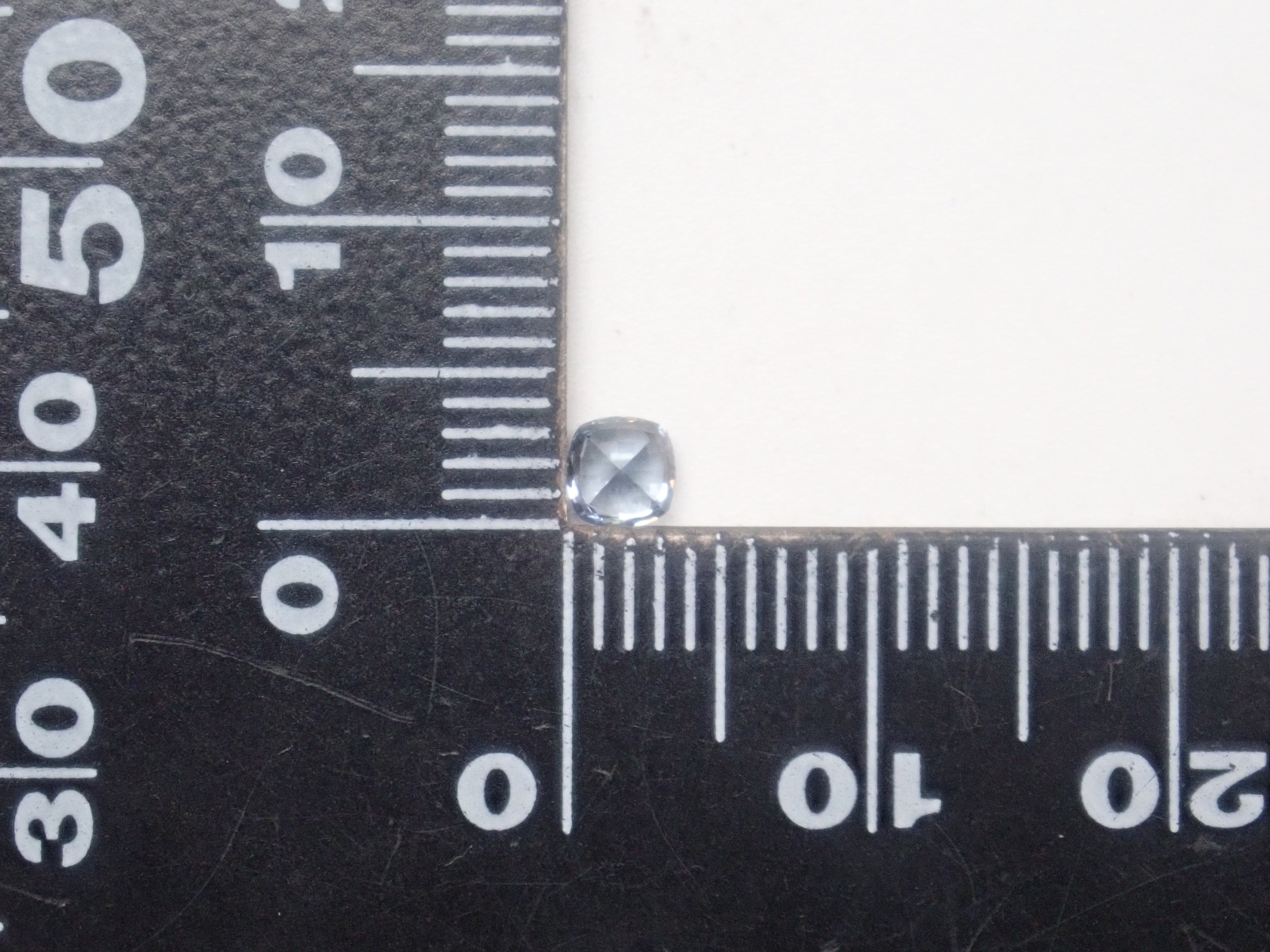 【10/17 22時販売】《残り僅か》カラーチェンジガチャ💎ミャンマー産カラーチェンジジルコン、カラーシフトサファイア、カラーシフトコバルトスピネルなど《複数購入割引有》