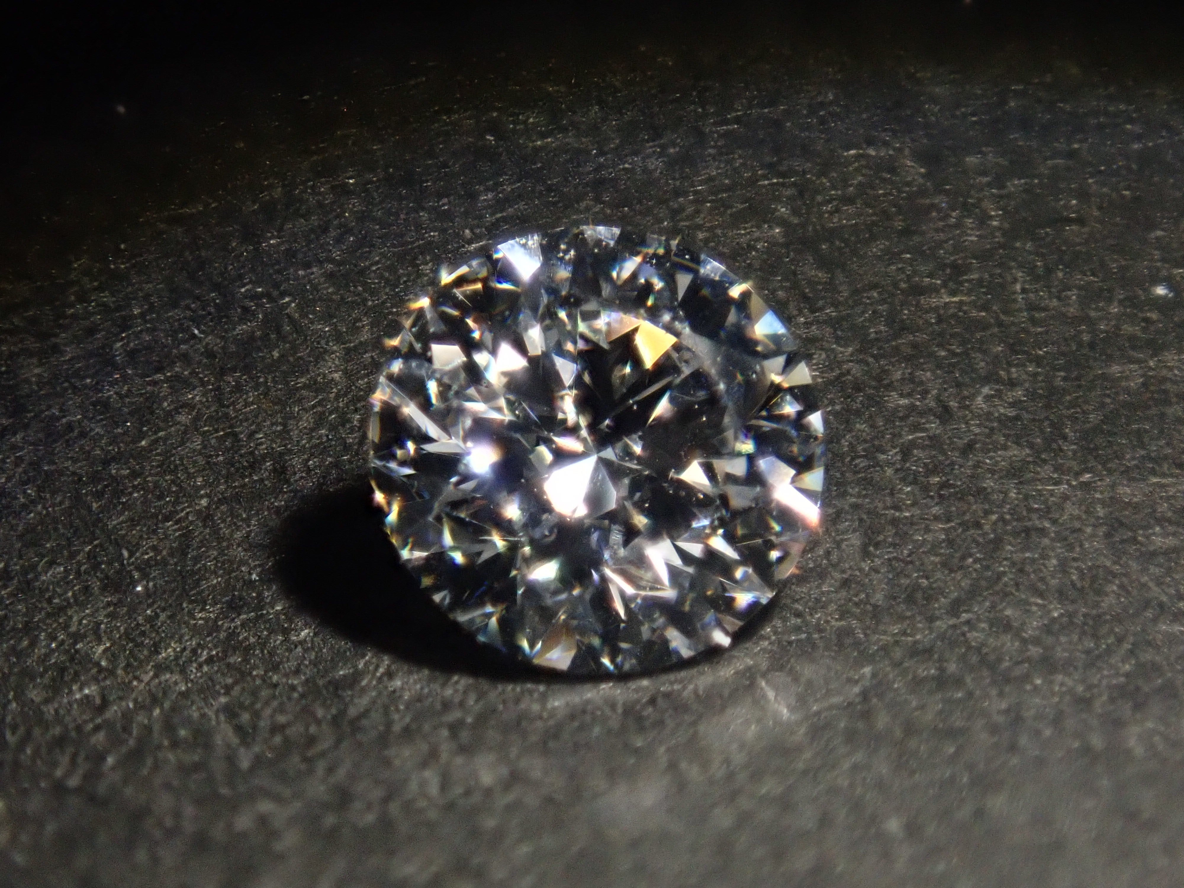 【32501762掲載】ラボグロウンダイヤモンド(合成ダイヤモンド) 0.550ctルース(D, IF, IDEAL)