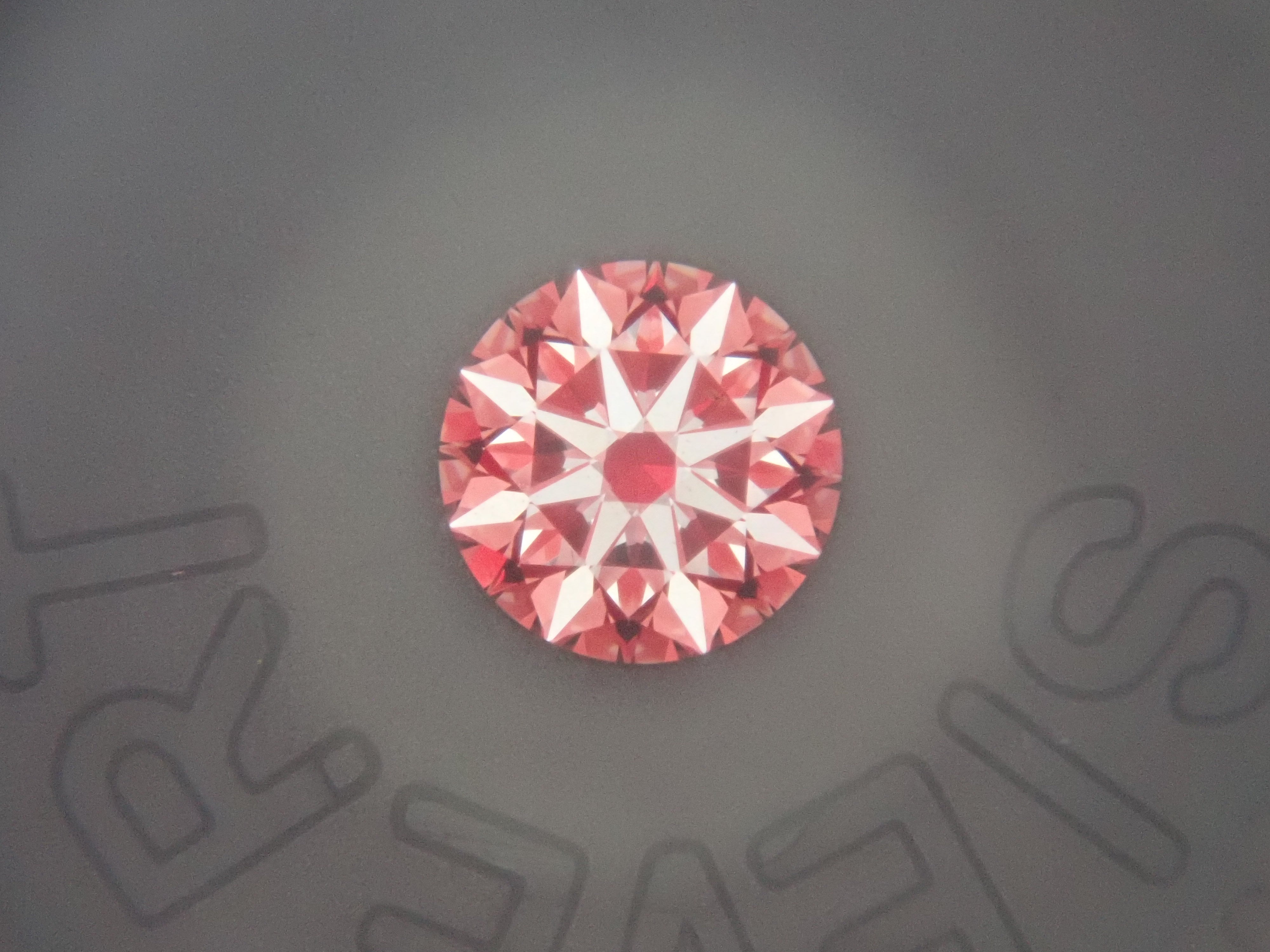 【32501762掲載】ラボグロウンダイヤモンド(合成ダイヤモンド) 0.550ctルース(D, IF, IDEAL)