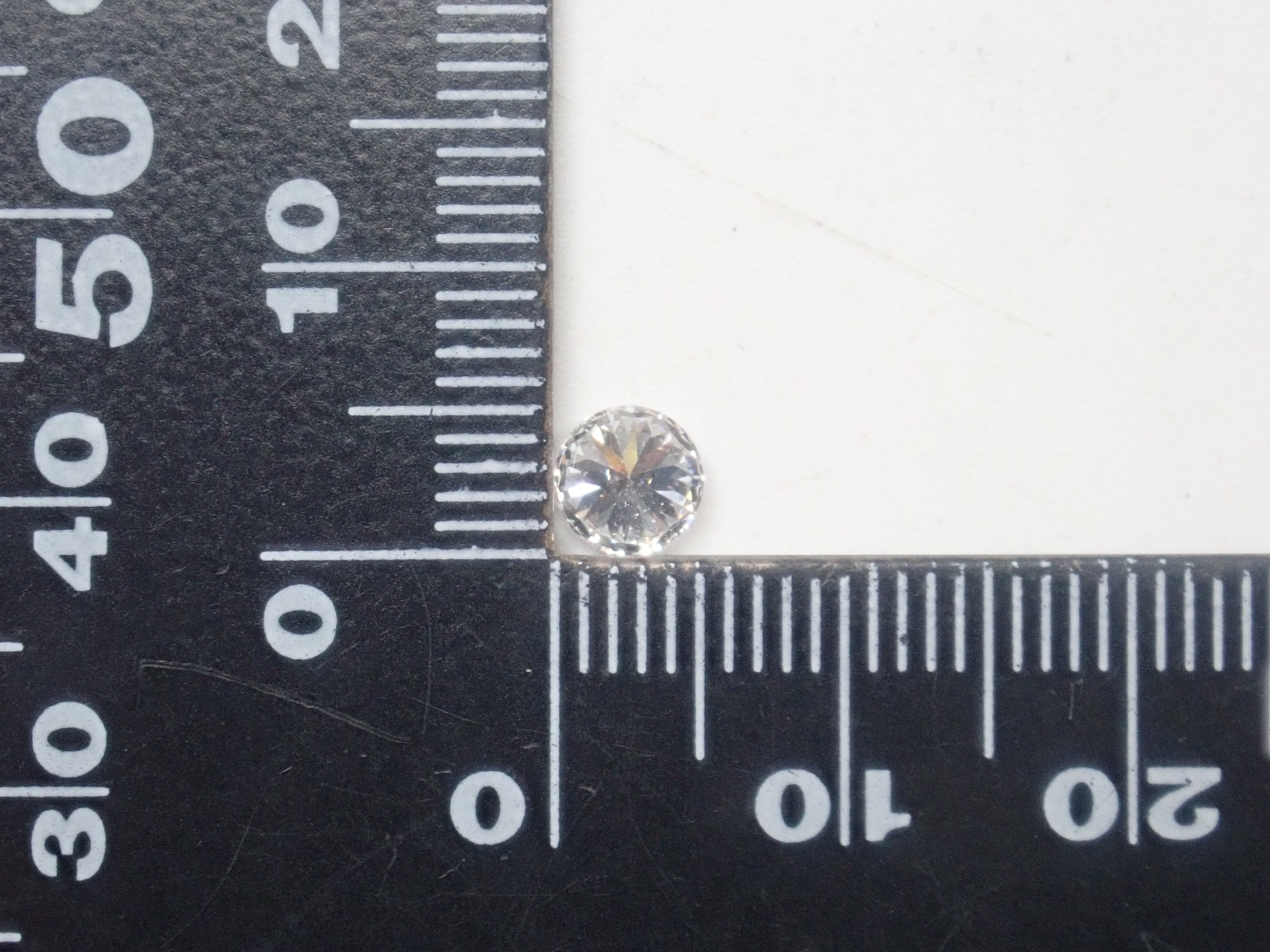 【32501762掲載】ラボグロウンダイヤモンド(合成ダイヤモンド) 0.550ctルース(D, IF, IDEAL)