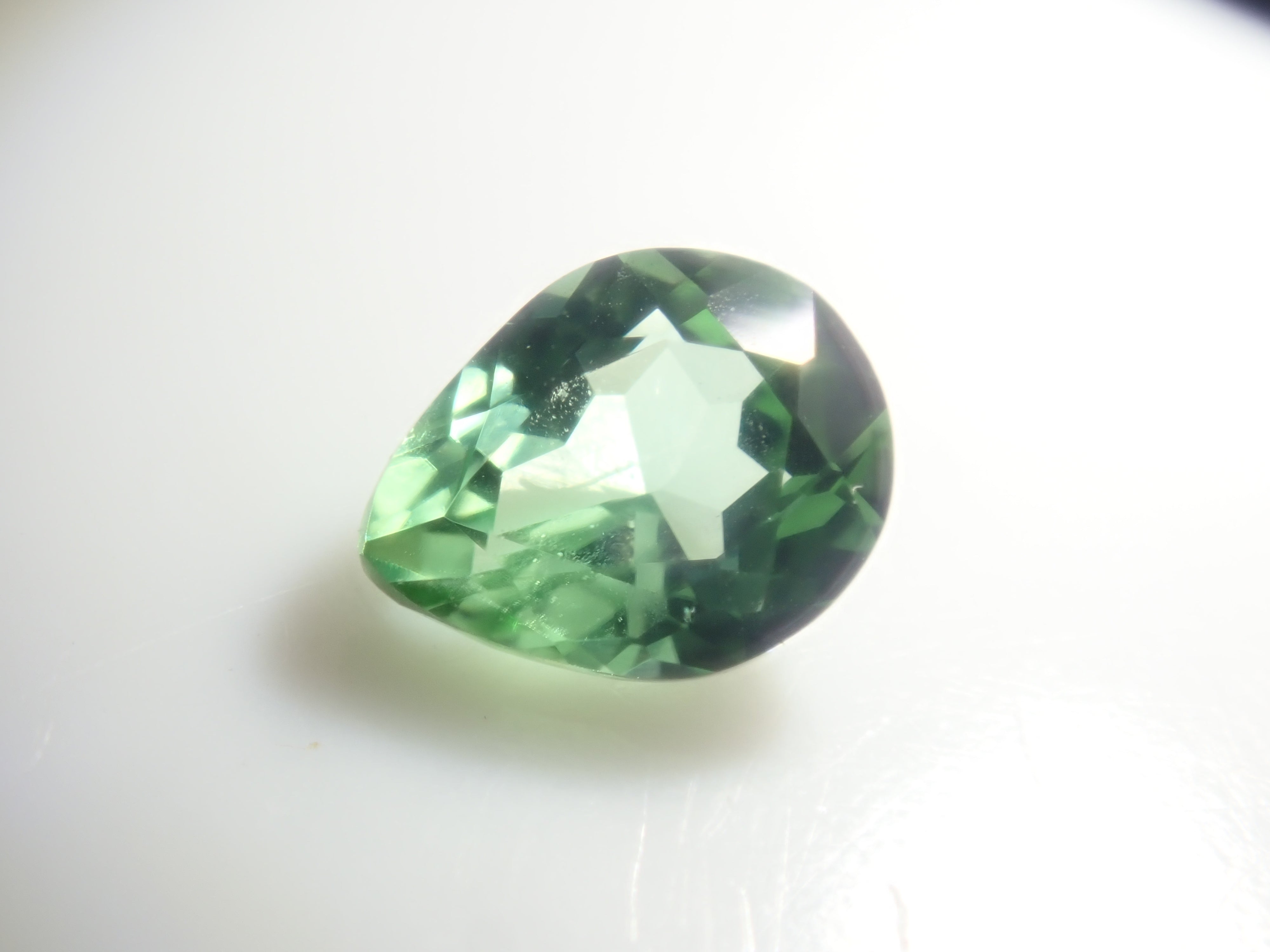 【10/13 22時販売】《限定11石》レアストーンガチャ💎ブラジル・バターリャ産パライバトルマリン0.23ct2石やピンクダイヤやベニトアイト1石ルース《複数購入割引有》
