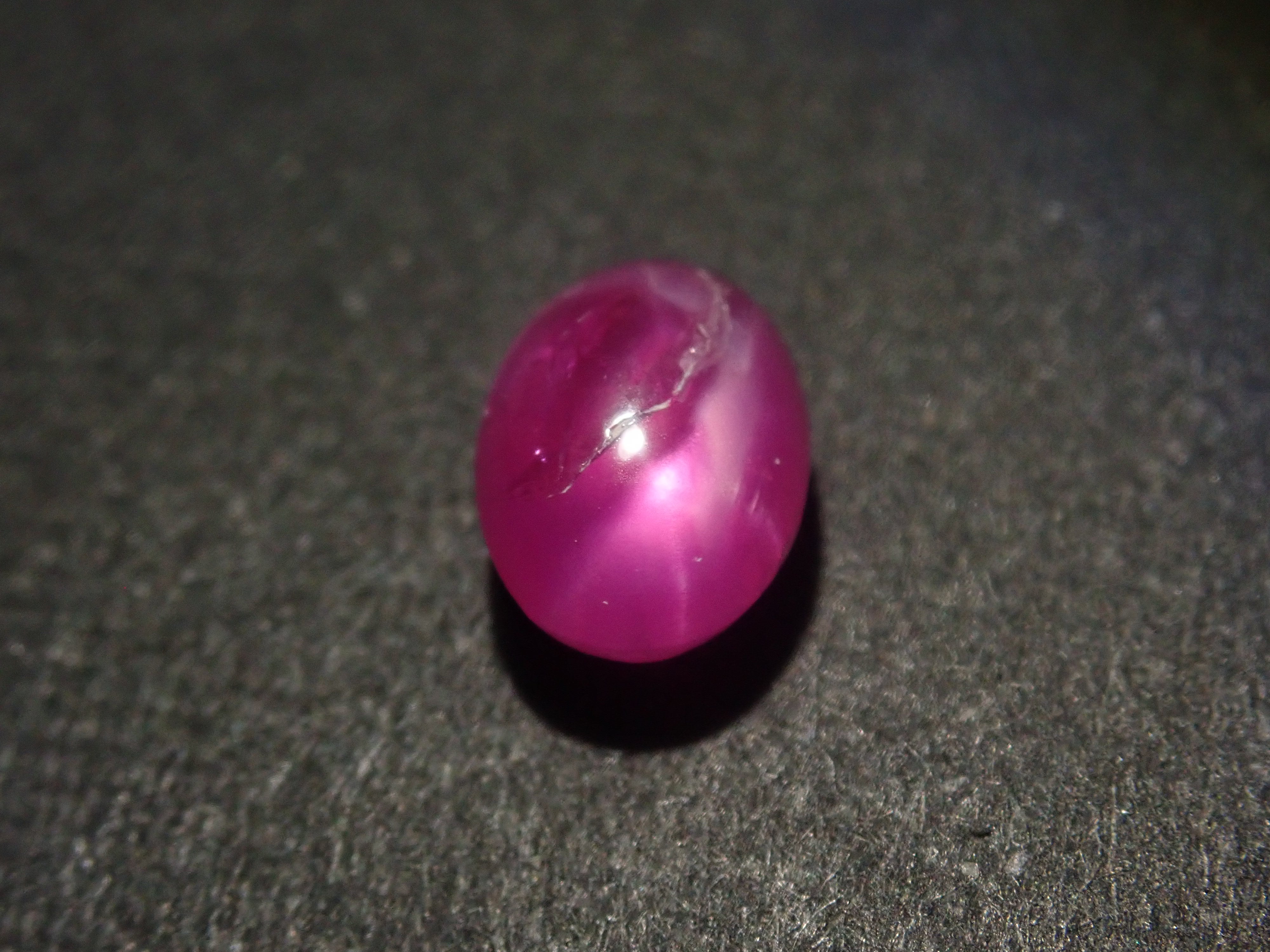 【2/28 22時販売】《限定10石》通常39,800円のピジョンブラッドルビーAIGS鑑別書含む赤色宝石ガチャ《複数購入割引有》