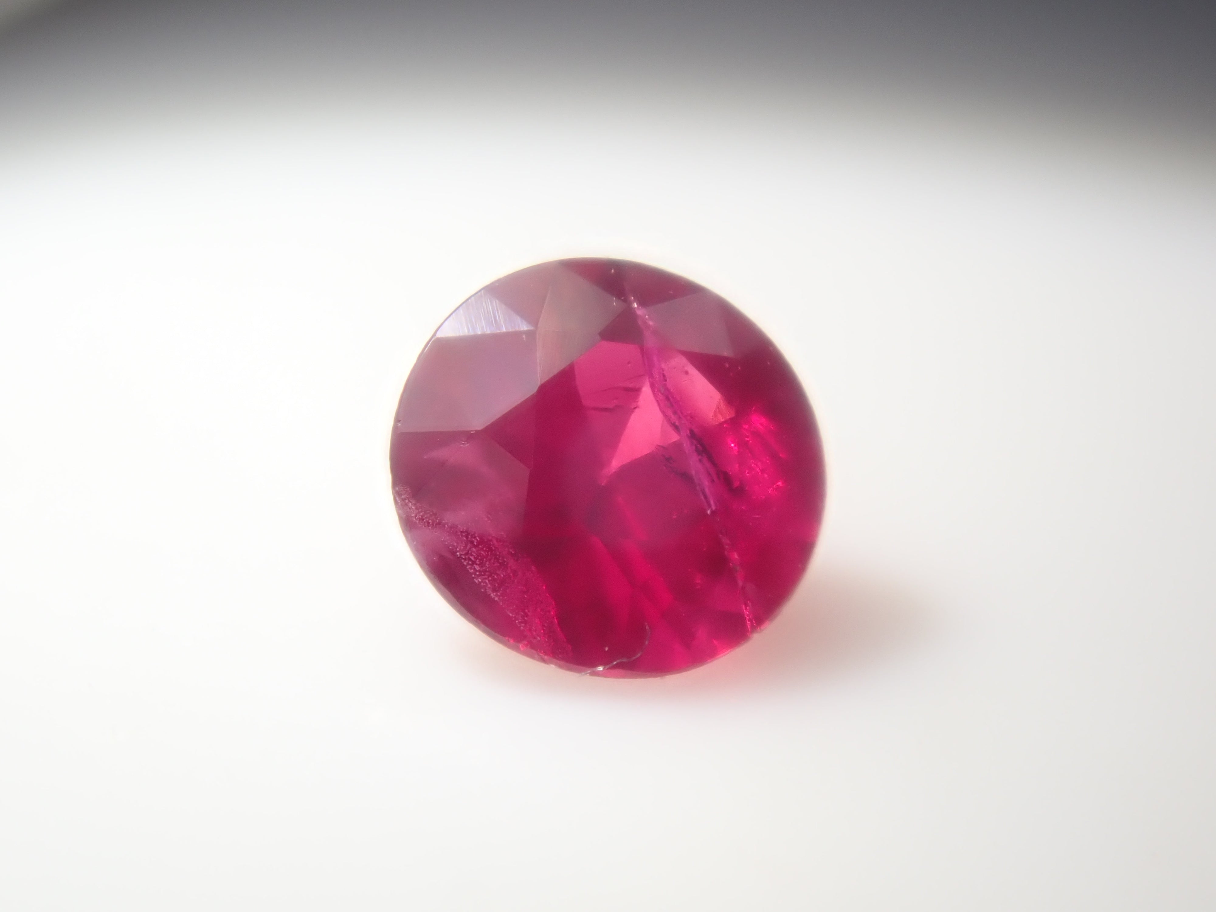 【2/28 22時販売】《限定10石》通常39,800円のピジョンブラッドルビーAIGS鑑別書含む赤色宝石ガチャ《複数購入割引有》