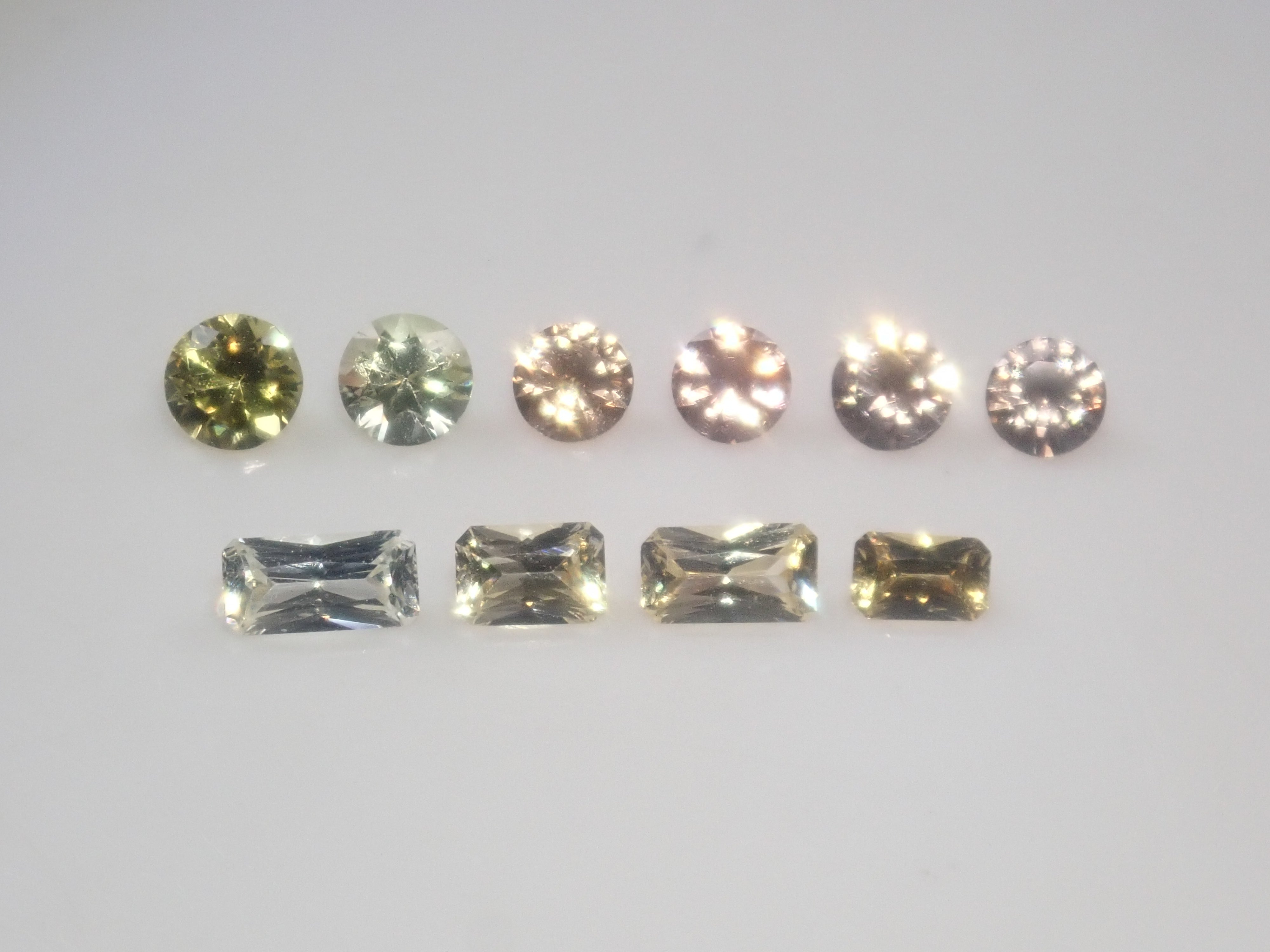 【2/28 22時販売】《限定10石》通常39,800円のピジョンブラッドルビーAIGS鑑別書含む赤色宝石ガチャ《複数購入割引有》