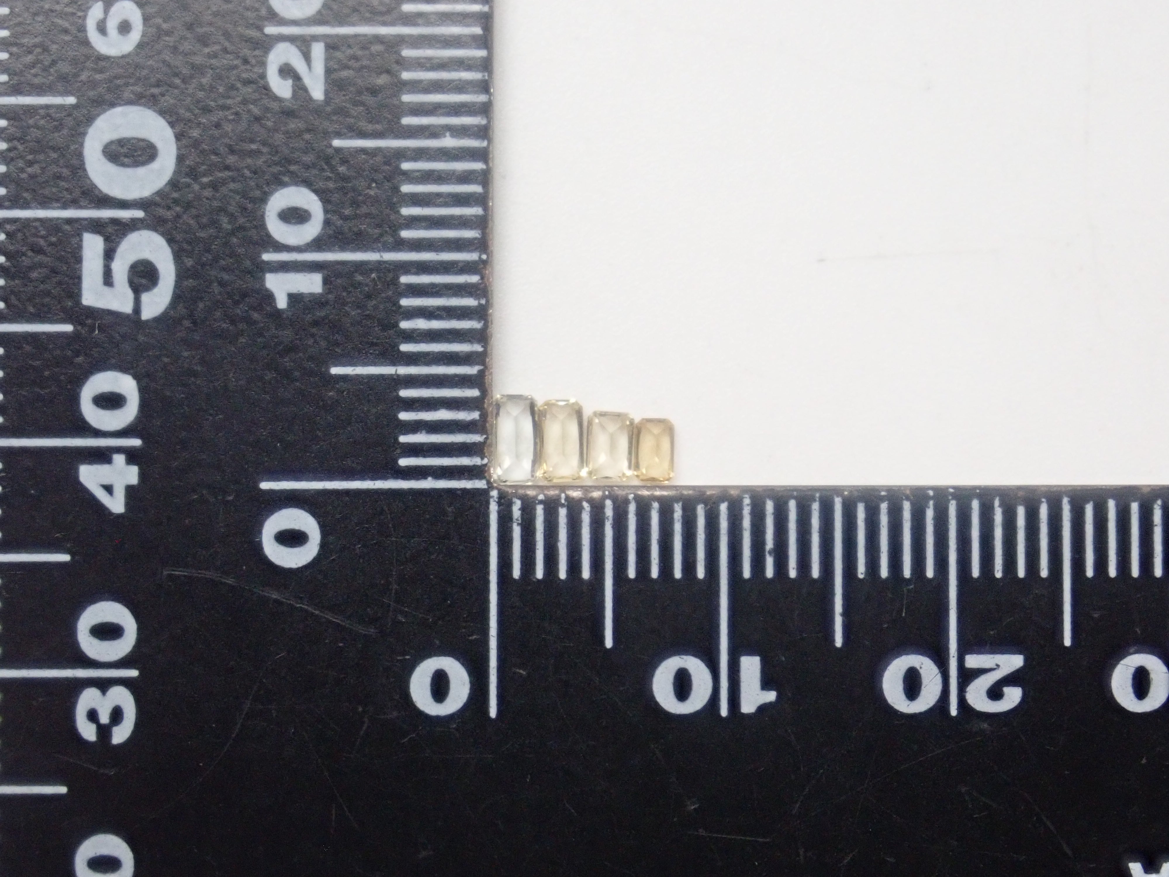 【2/28 22時販売】《限定10石》通常39,800円のピジョンブラッドルビーAIGS鑑別書含む赤色宝石ガチャ《複数購入割引有》