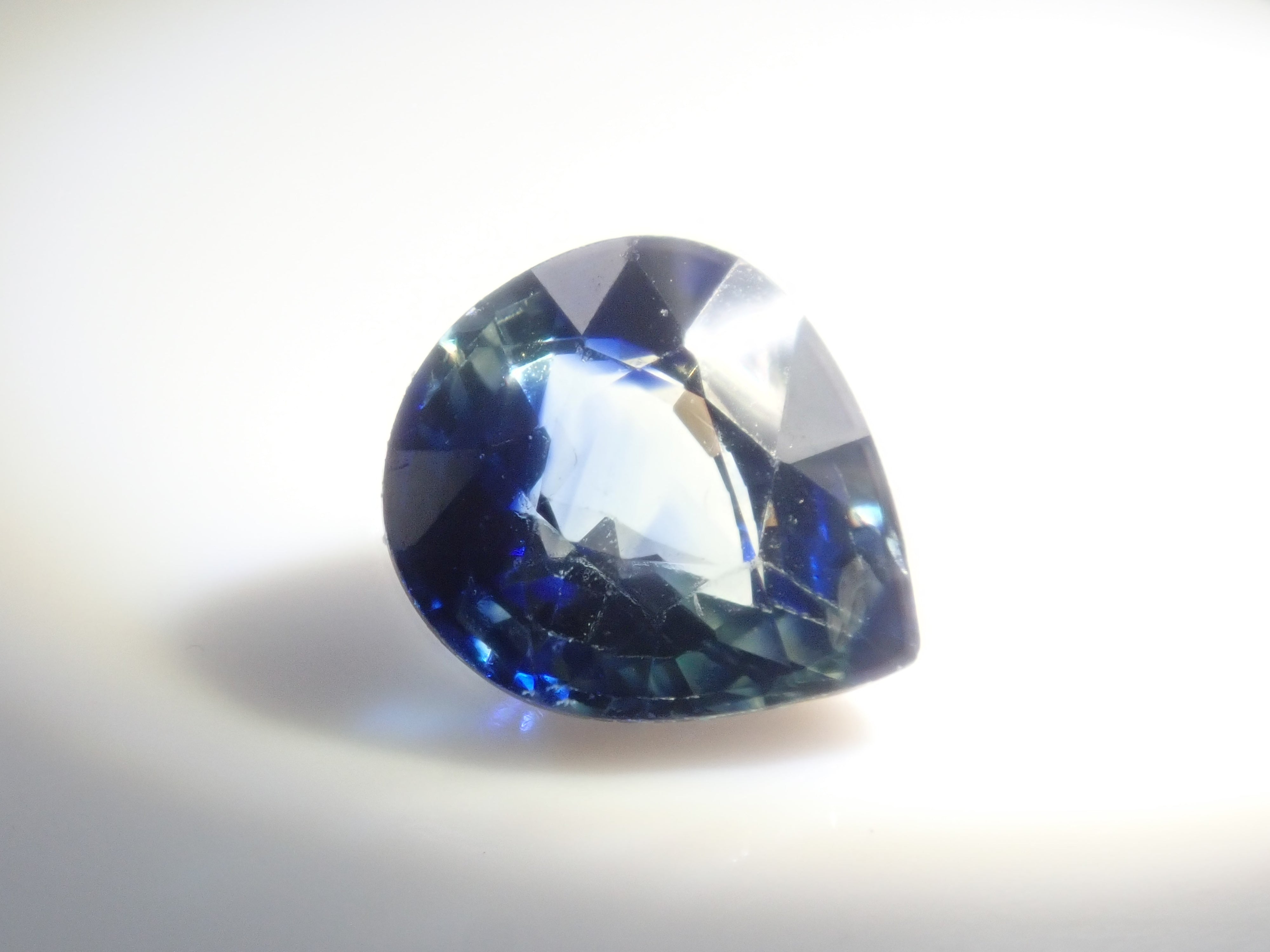 【10/13 22時販売】《限定10石》バイカラーガチャ💎ジンバブエ産ユークレース2石(平均0.088ct)、バイカラーサファイア1.03ct、バイカラークリソベリルなど《複数購入割引有》