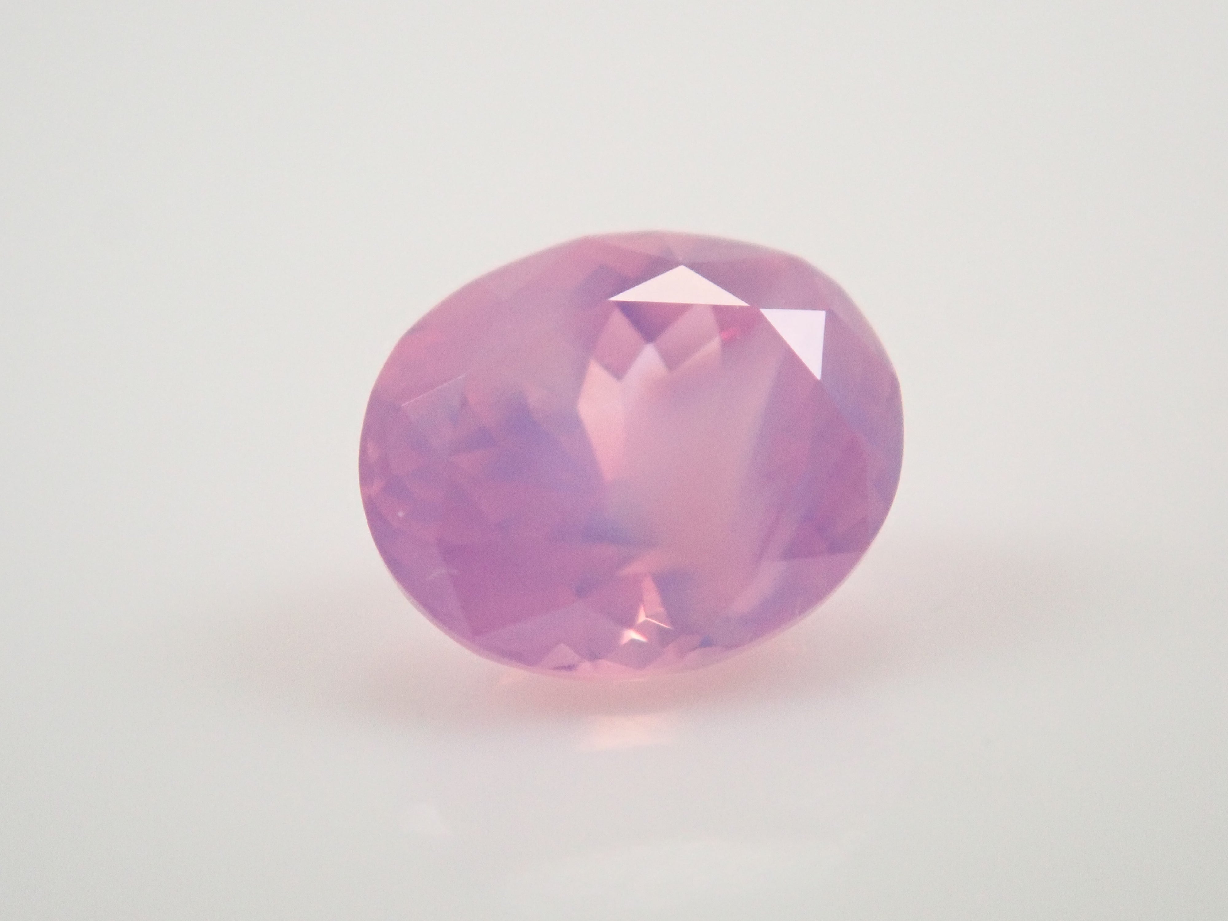 【1/27 22時販売】ベトナム産非加熱シルキーピンクサファイア 0.291ctルース