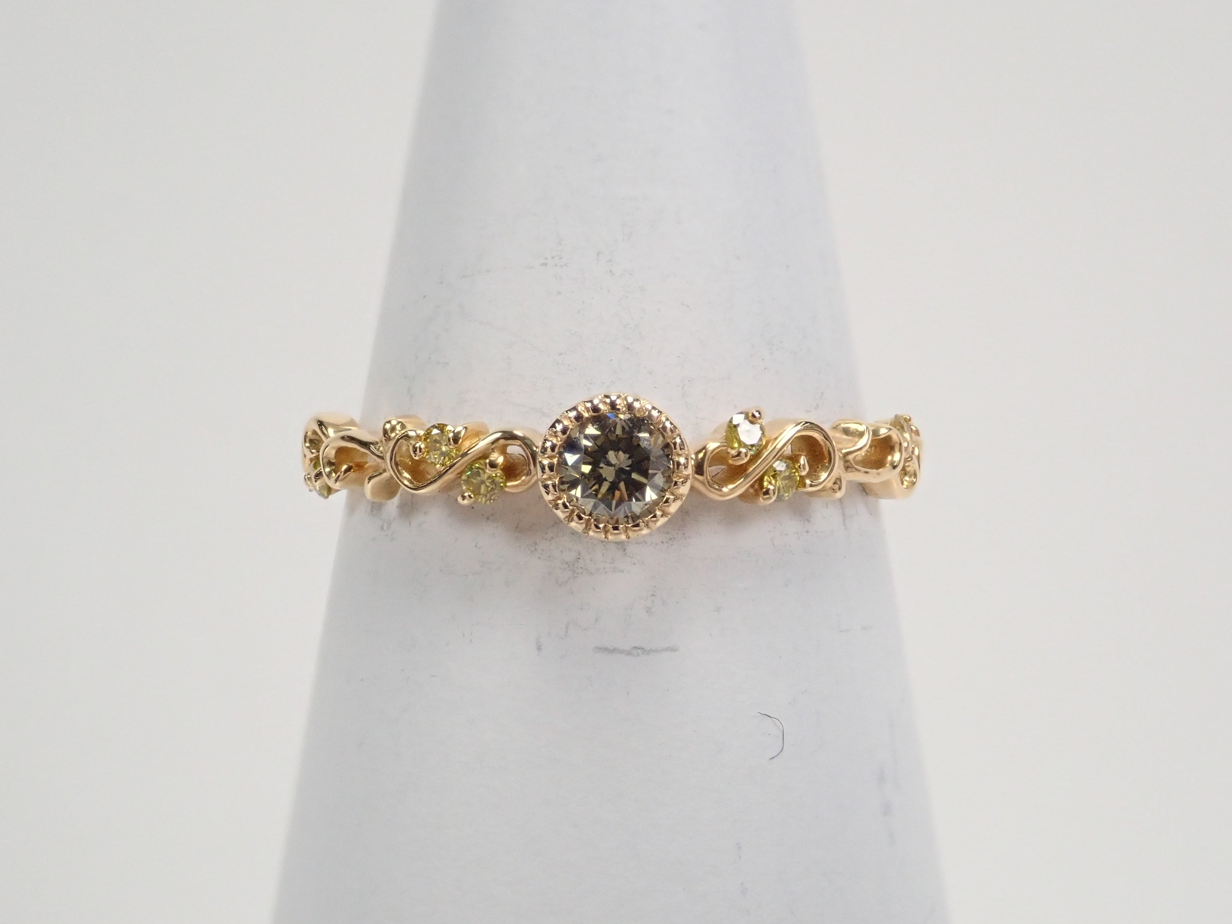 K18YG カメレオンダイヤモンド 0.142ct リング