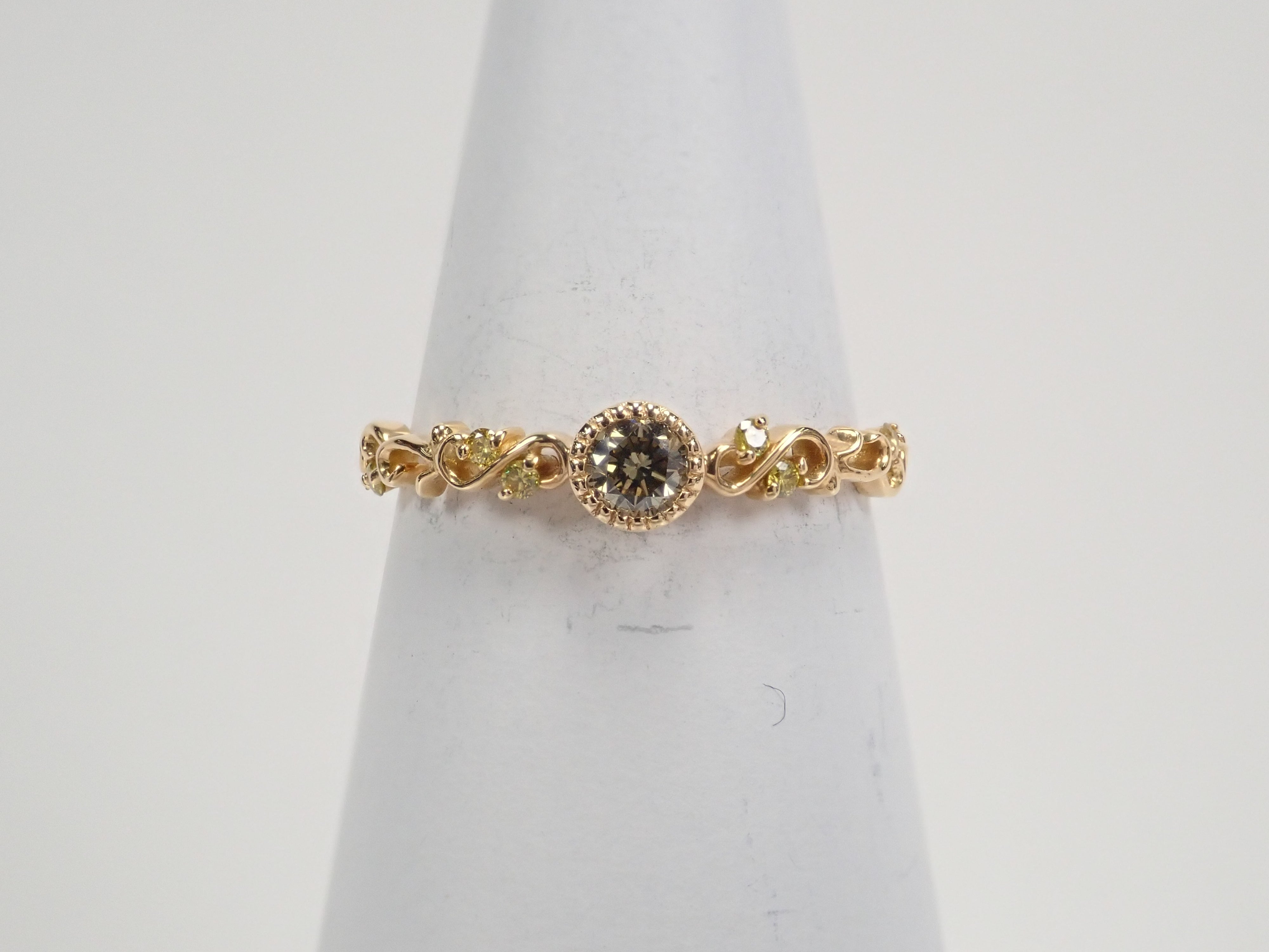 K18YG カメレオンダイヤモンド 0.142ct リング