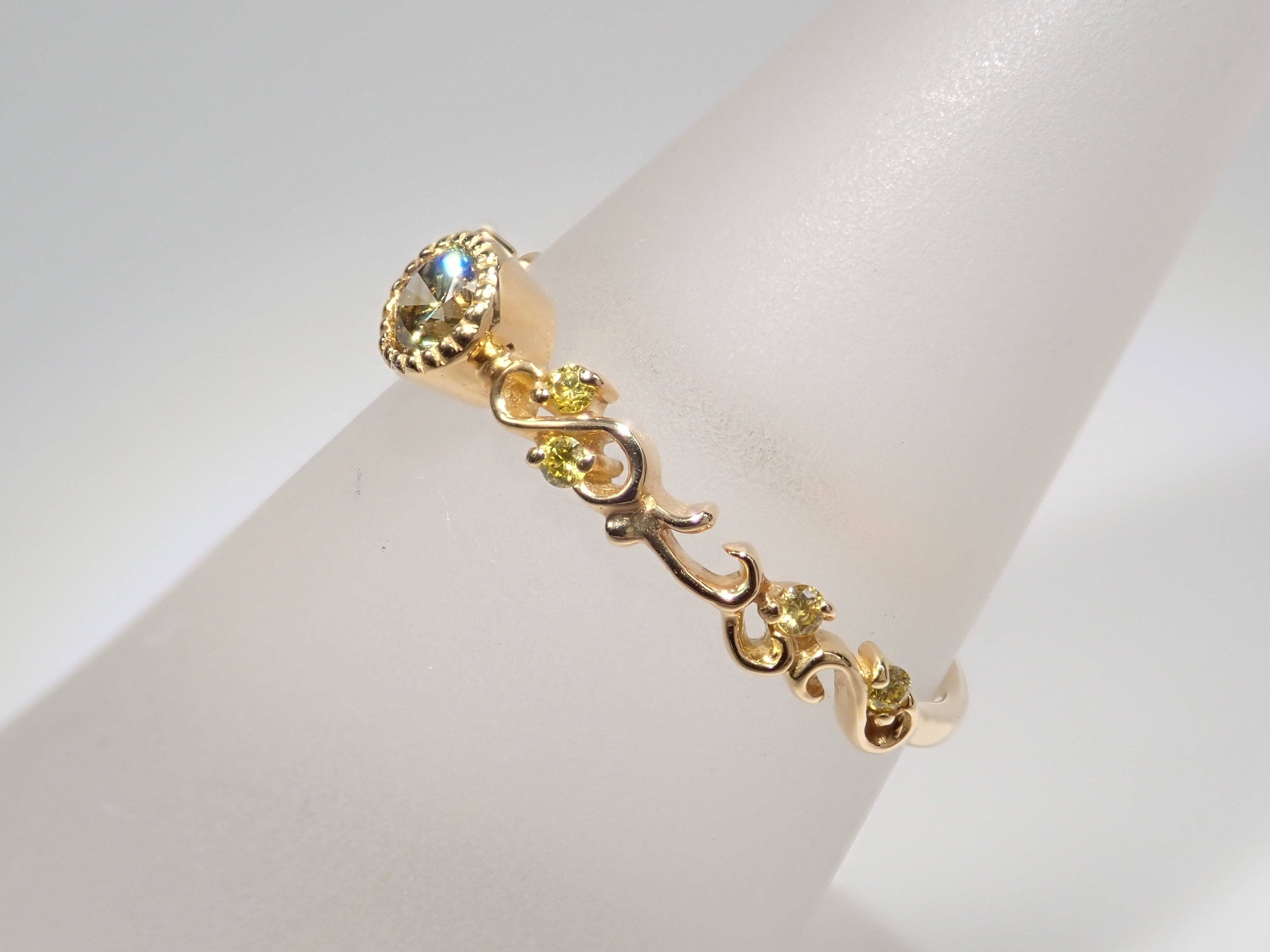 K18YG カメレオンダイヤモンド 0.142ct リング