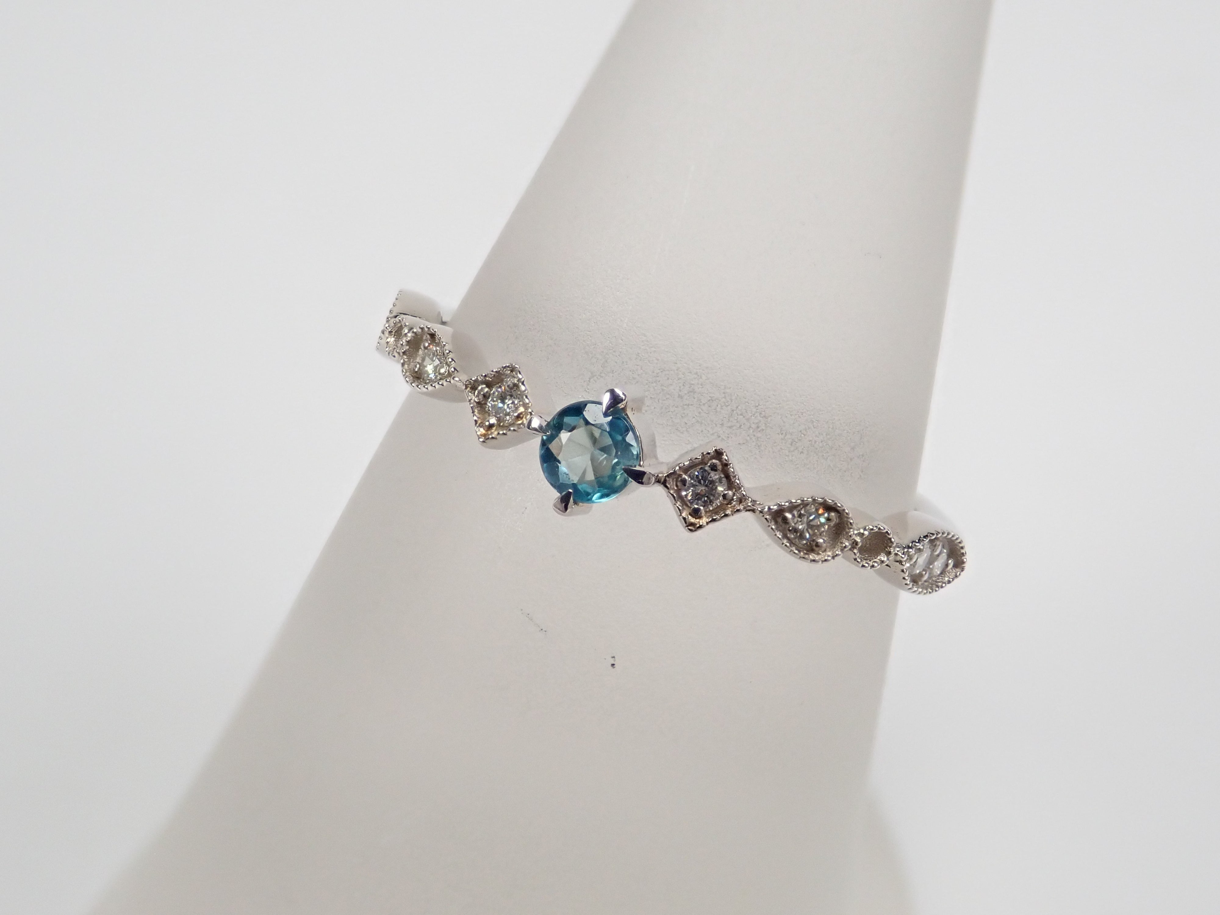 Pt950 コロンビア産ユークレース 0.07ct リング