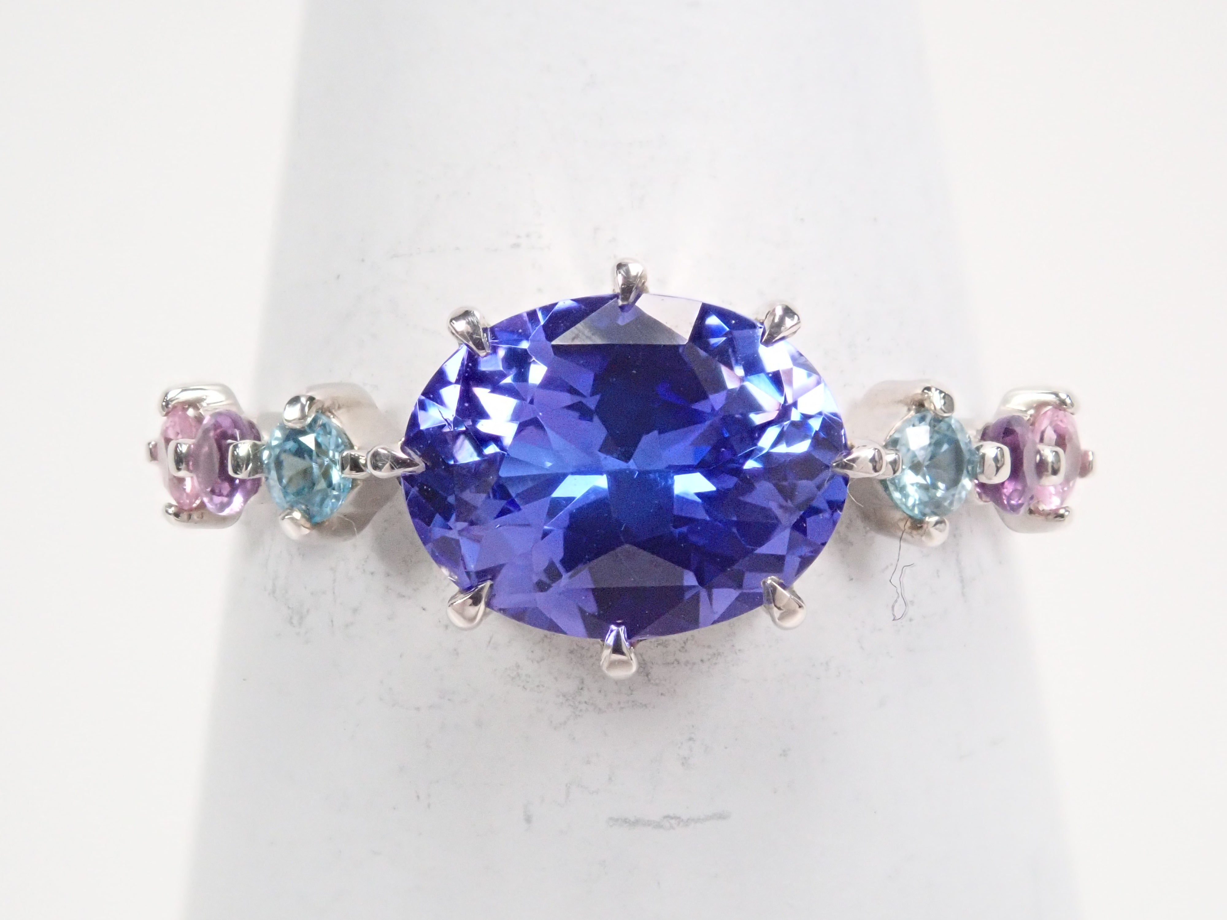 Pt950 タンザナイト 1.357ct リング