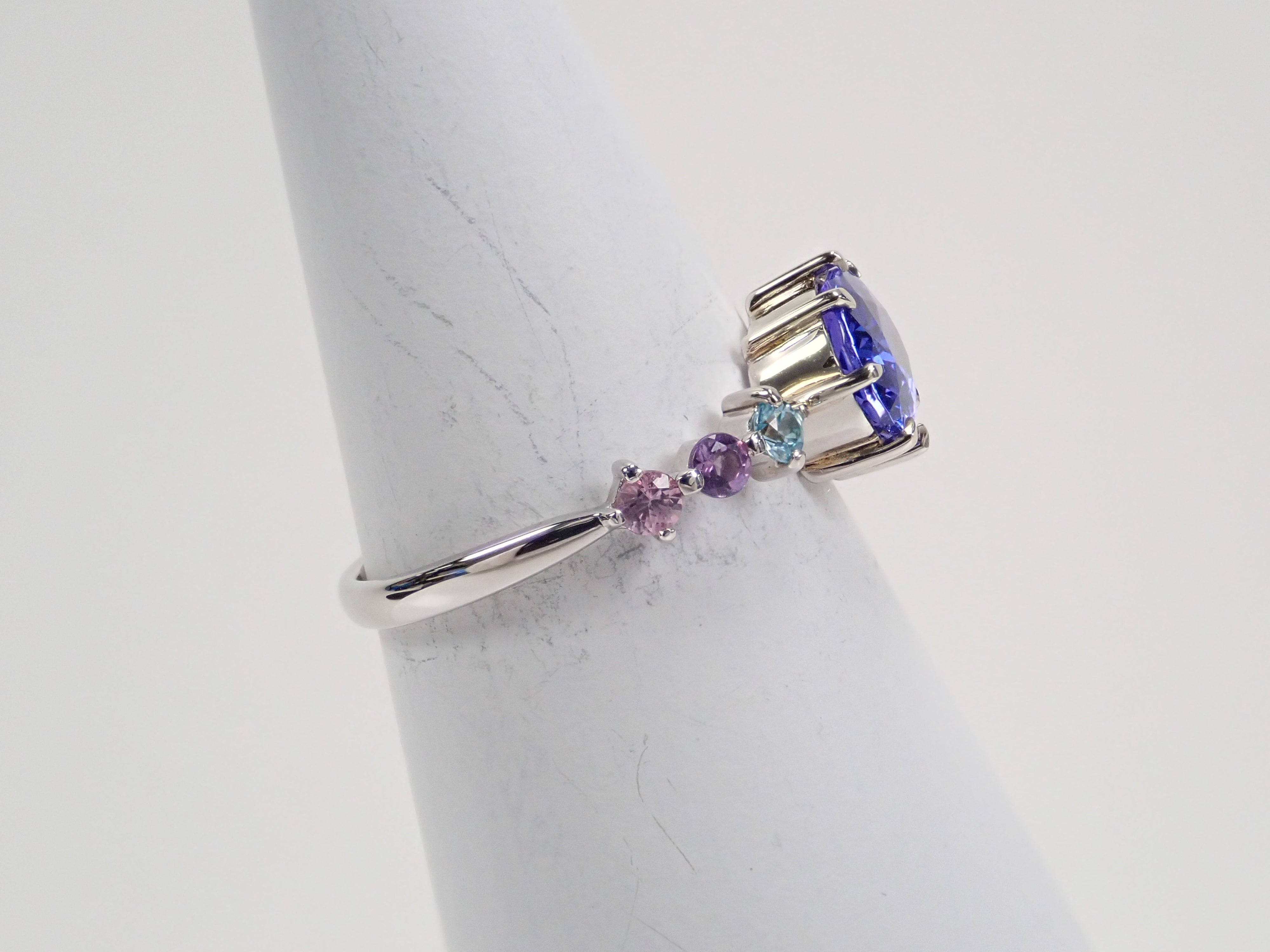 Pt950 タンザナイト 1.357ct リング