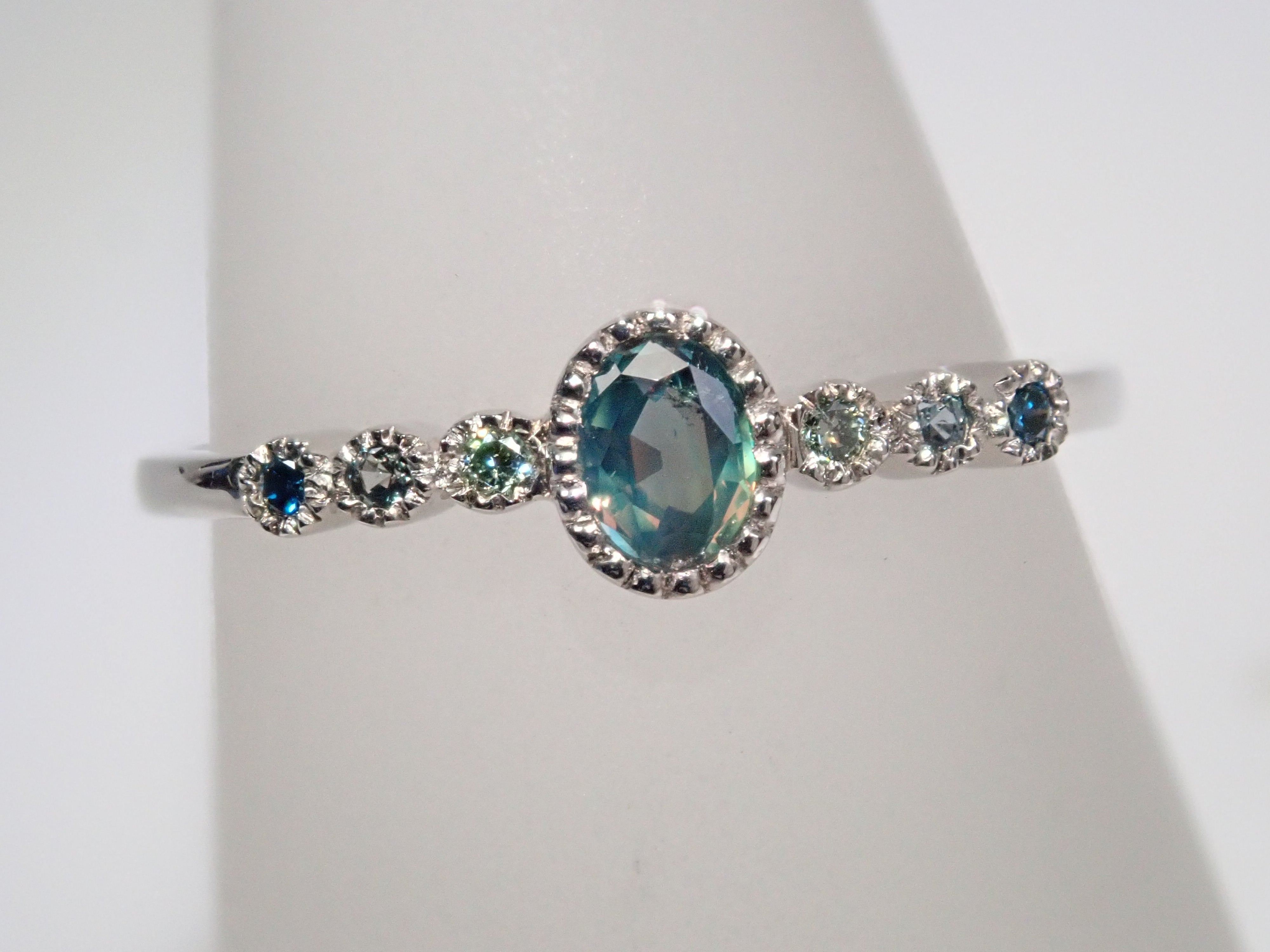 Pt950 ブラジル産アレキサンドライト 0.144ct リング