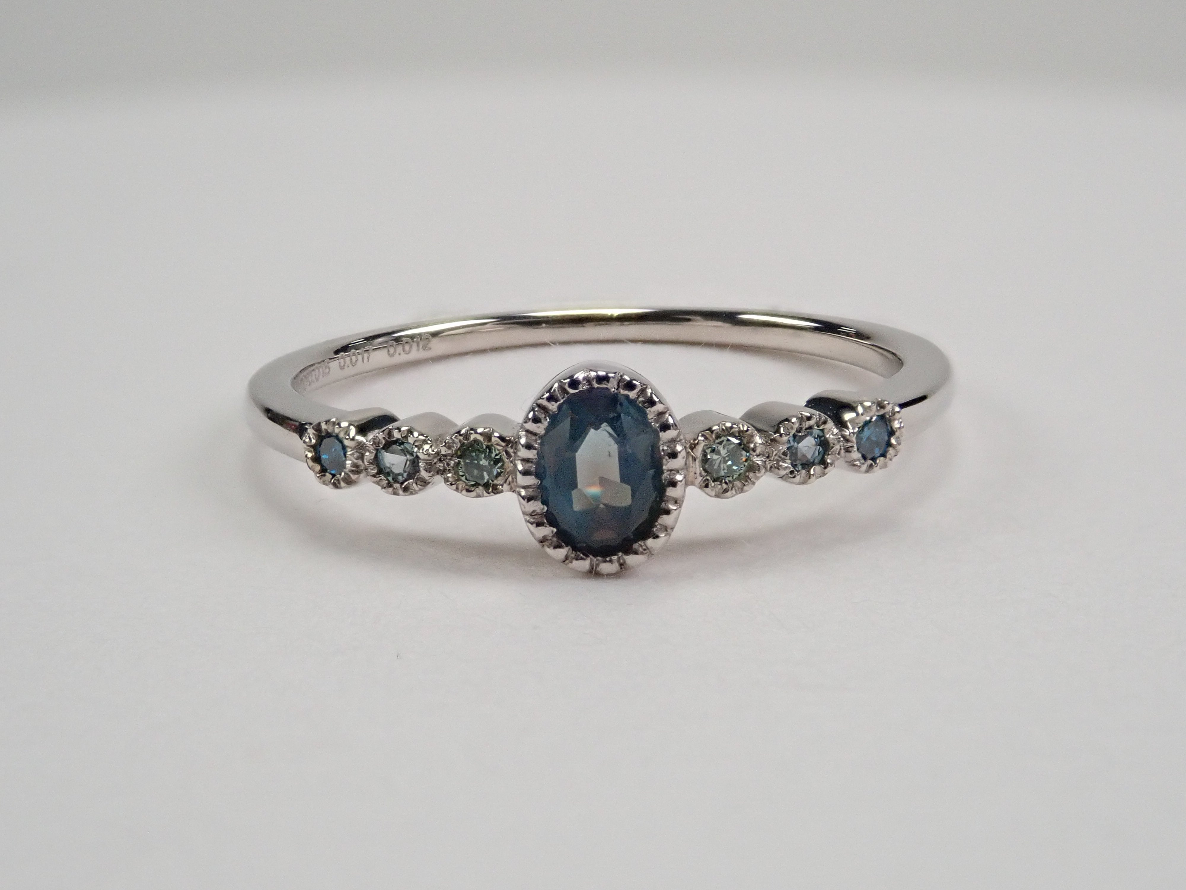 Pt950 ブラジル産アレキサンドライト 0.144ct リング