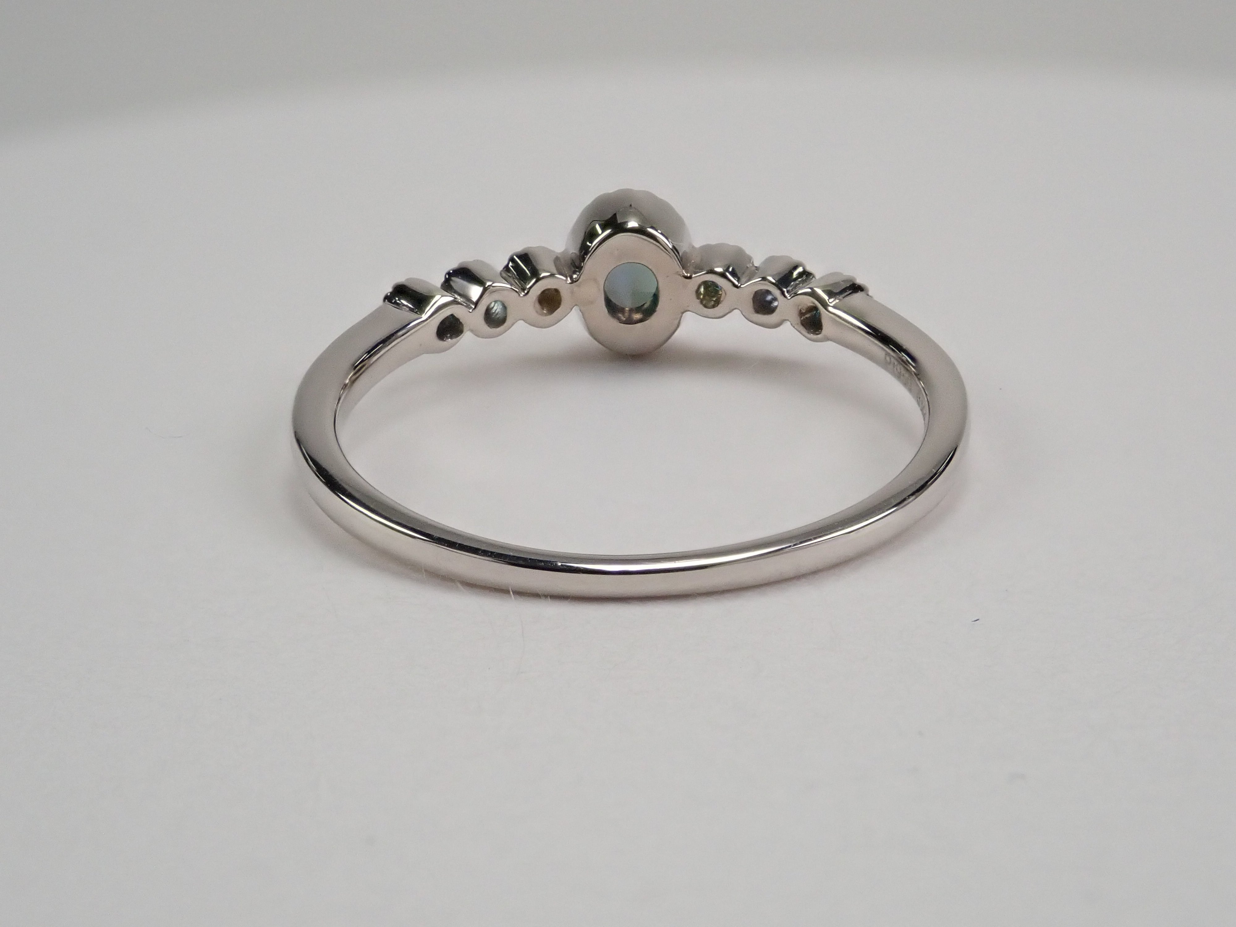 Pt950 ブラジル産アレキサンドライト 0.144ct リング