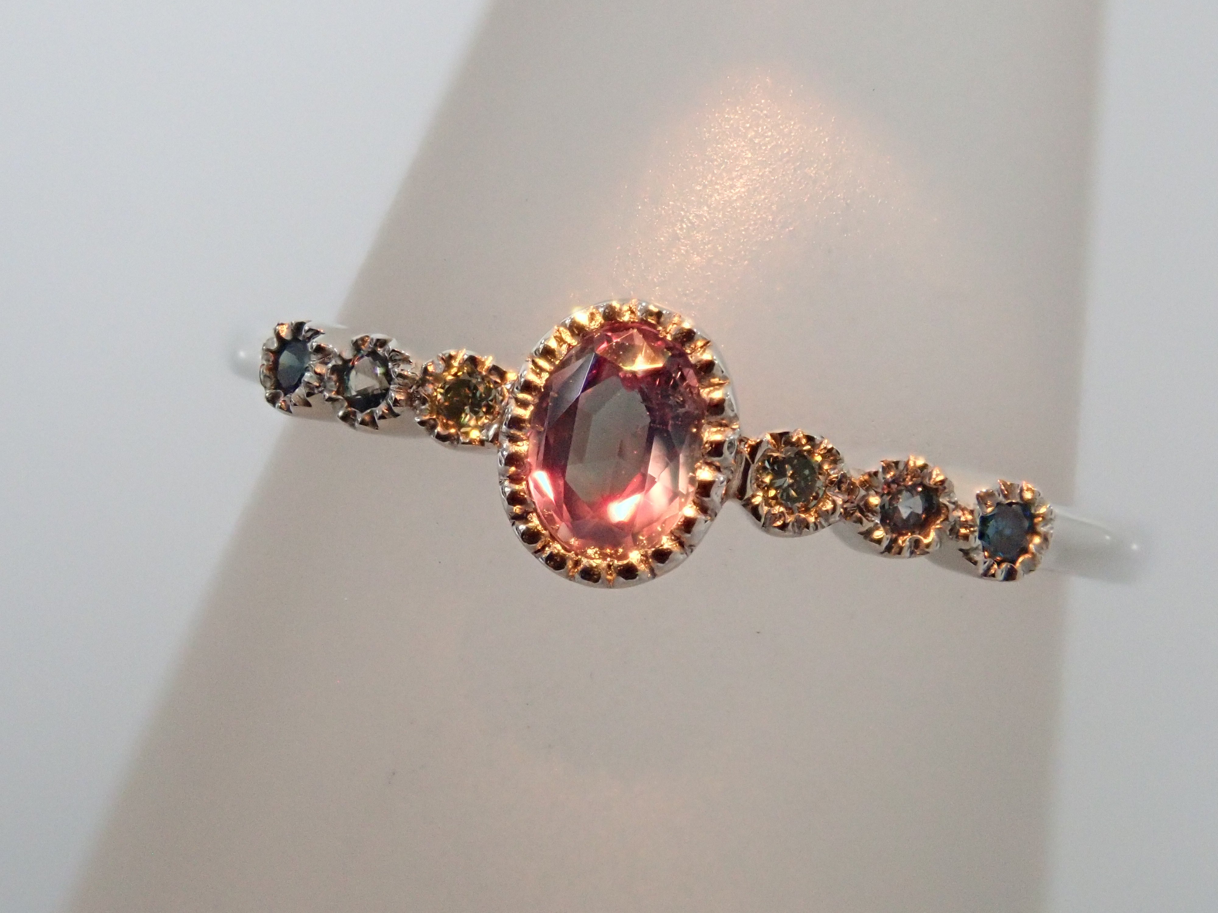 【22602484掲載】Pt950 ブラジル産アレキサンドライト 0.144ct リング