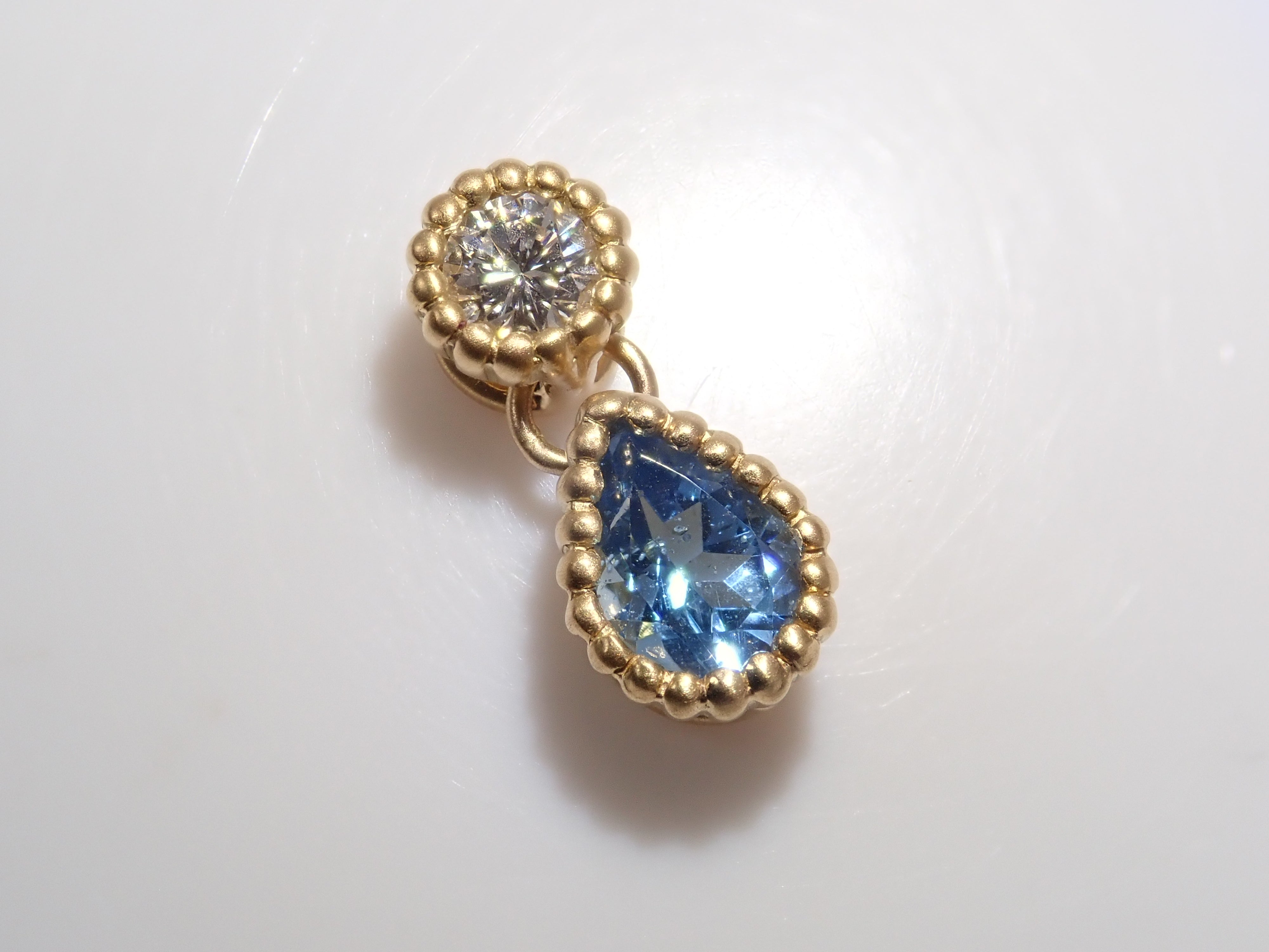K18YG サンタマリアアクアマリン 0.284ct ペンダントトップ(ネックレストップ)