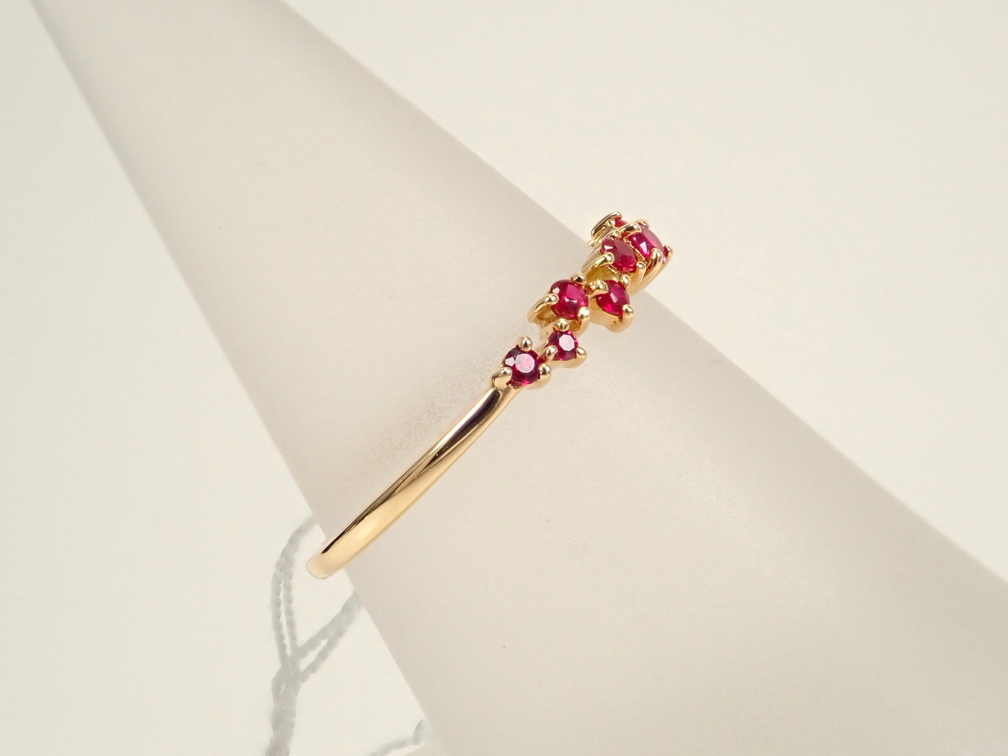 18K Yellow Gold Ruby Ring