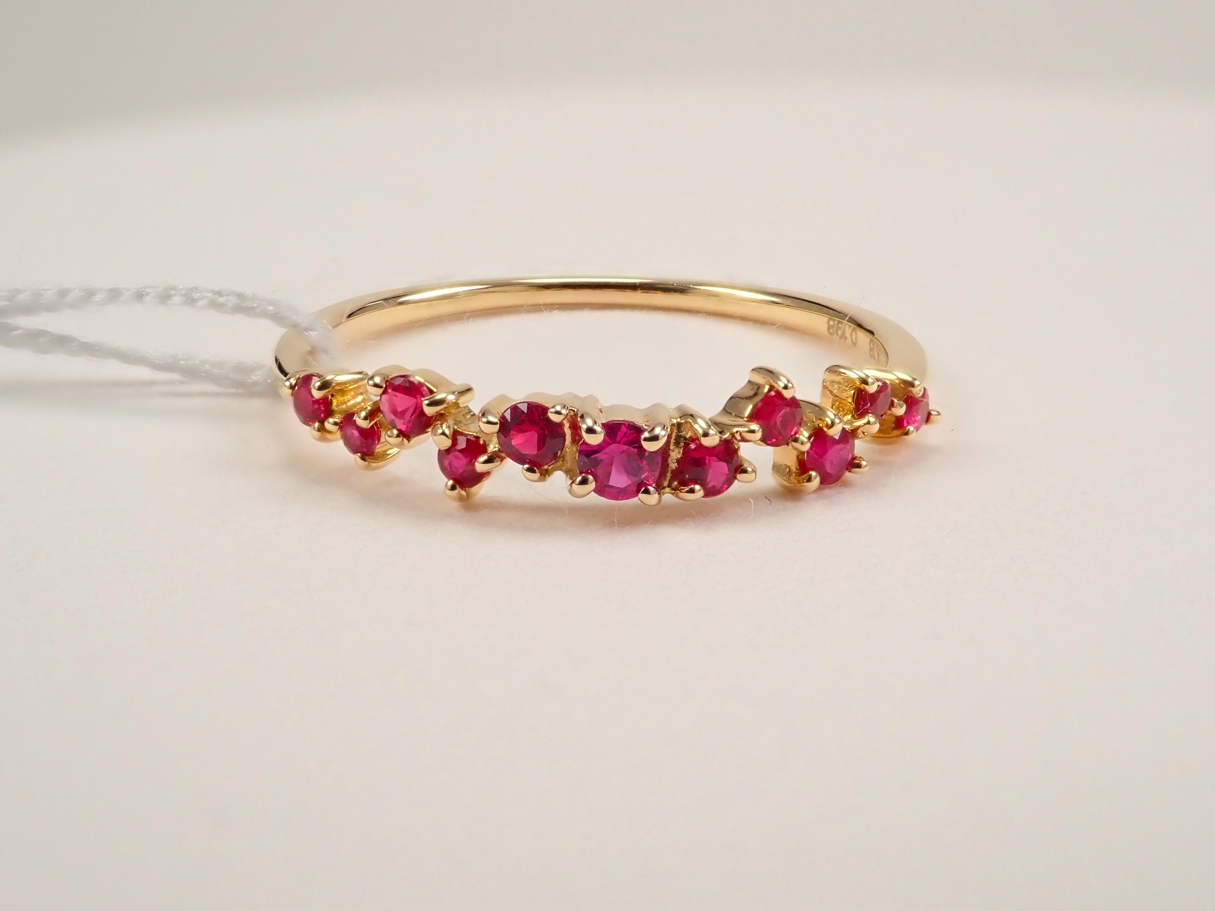 18K Yellow Gold Ruby Ring