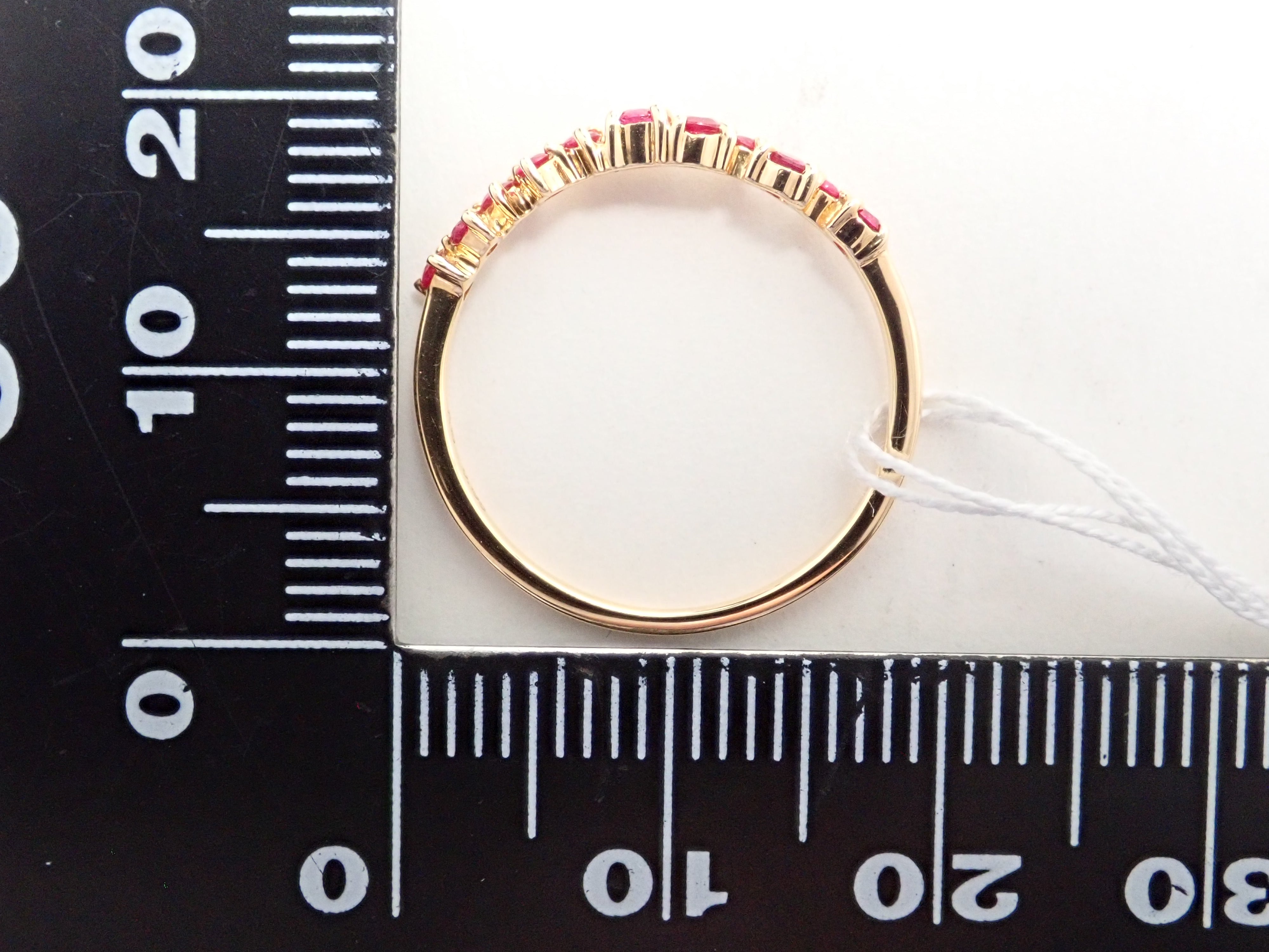 18K Yellow Gold Ruby Ring